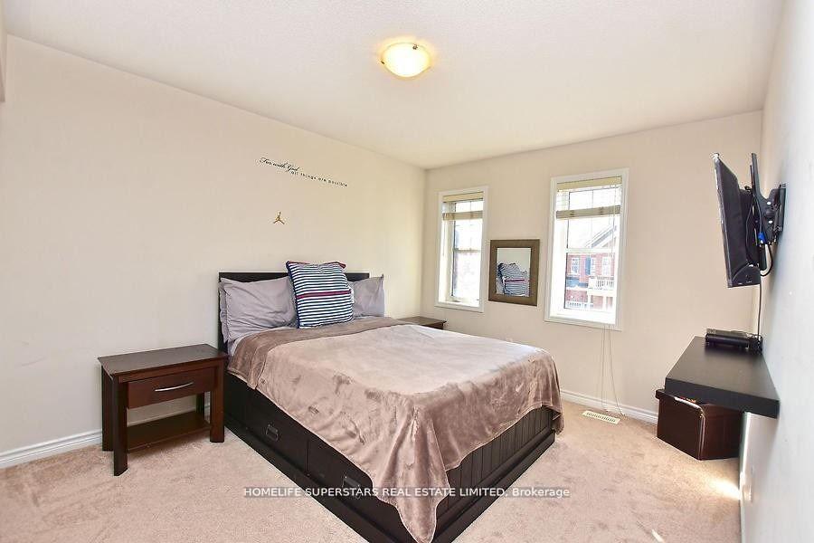 Photo 21 of 63 Enford Crescent, Brampton, Northwest Brampton — HOMEH