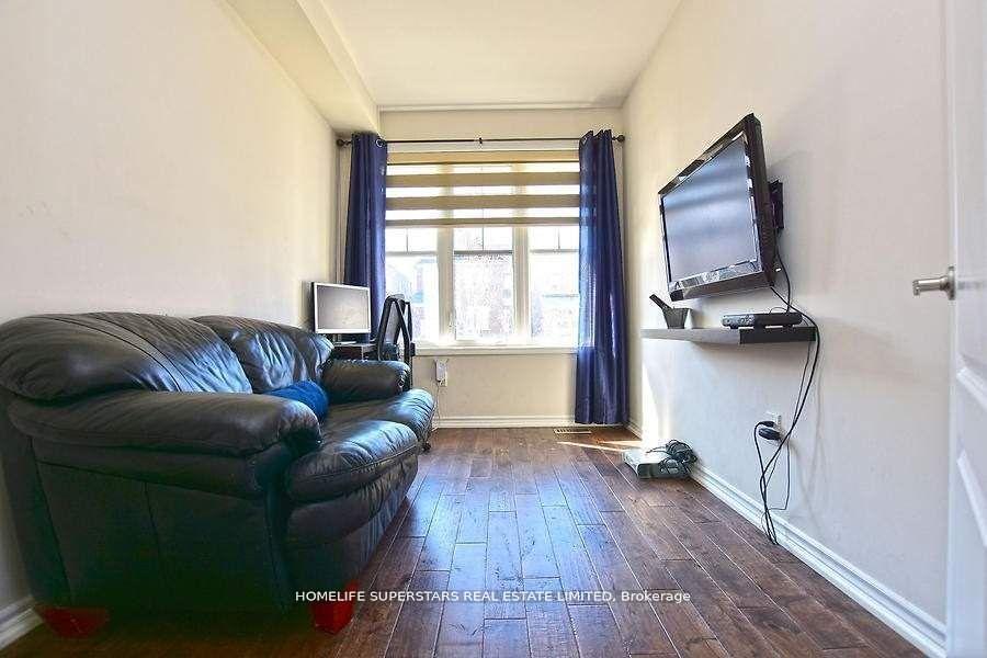 Photo 25 of 63 Enford Crescent, Brampton, Northwest Brampton — HOMEH