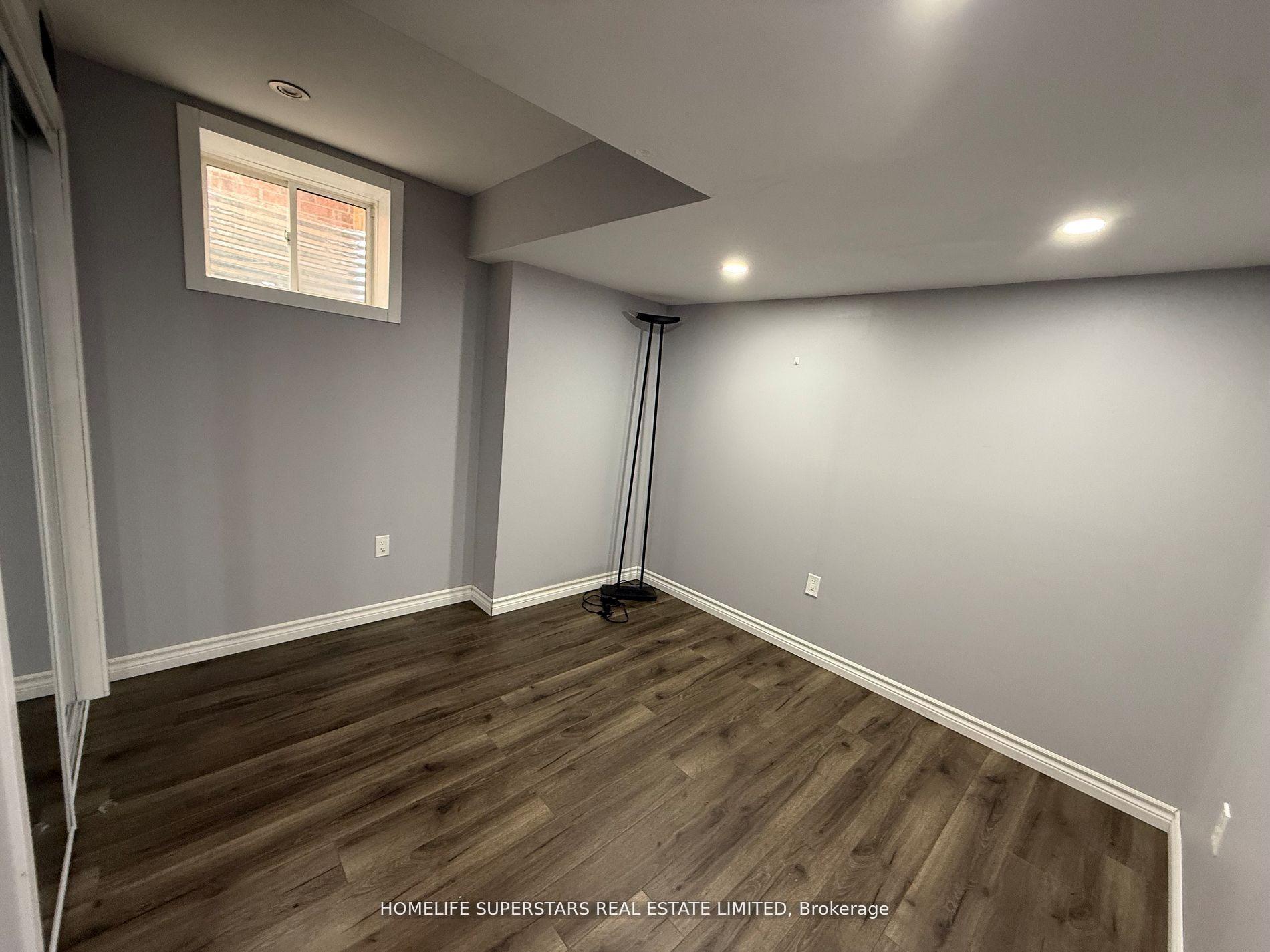 Photo 29 of 63 Enford Crescent, Brampton, Northwest Brampton — HOMEH