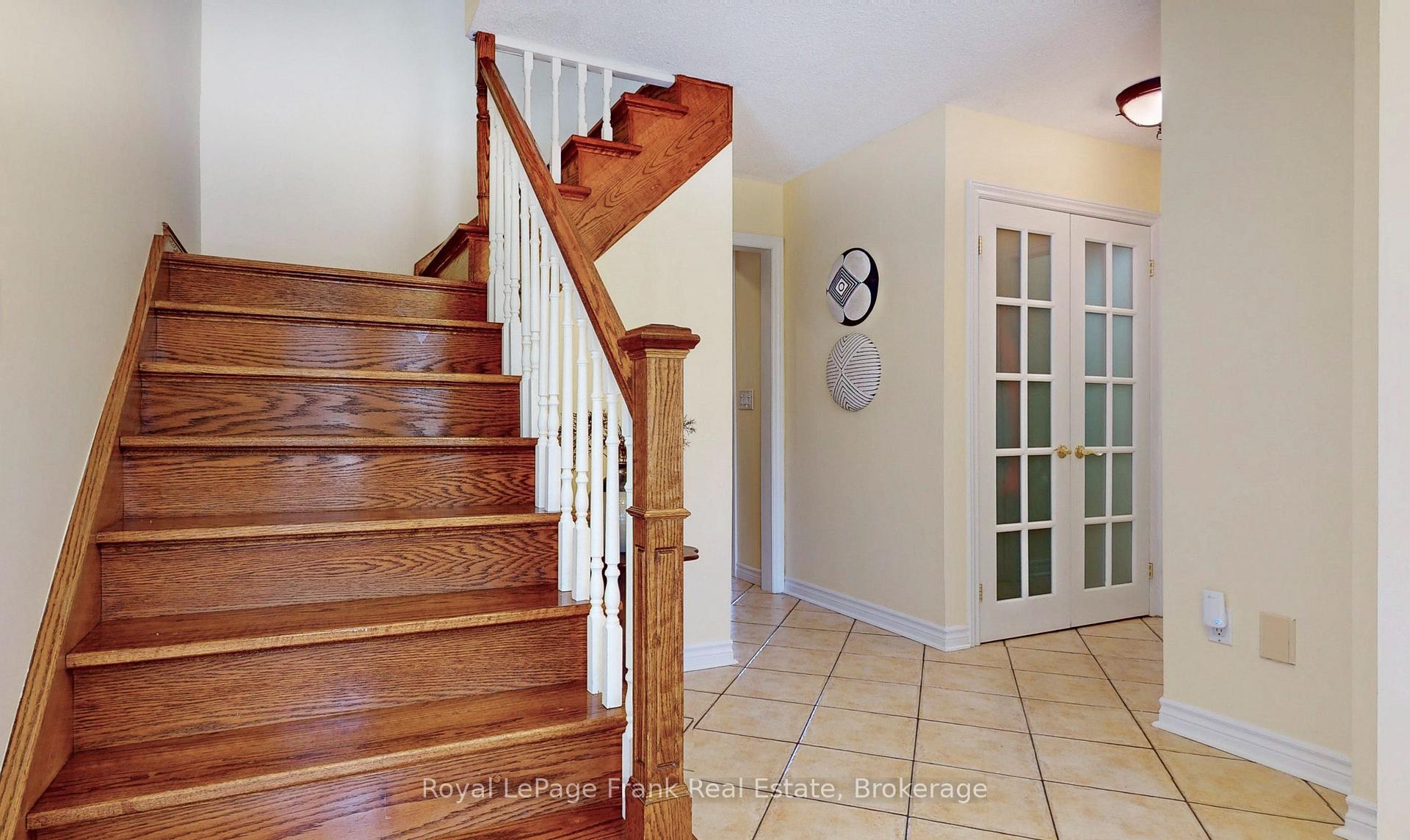 Photo 5 of 204 St John Street E, Whitby, Downtown Whitby — HOMEH