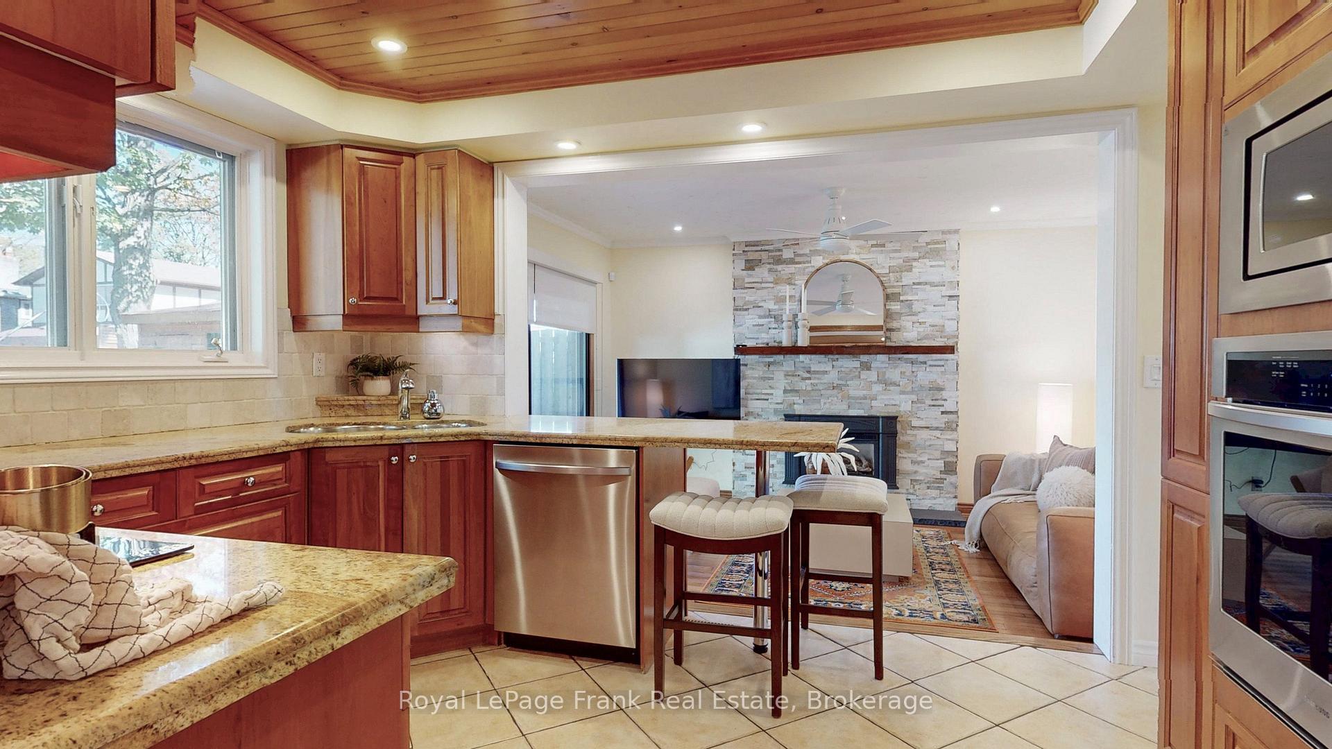 Photo 9 of 204 St John Street E, Whitby, Downtown Whitby — HOMEH