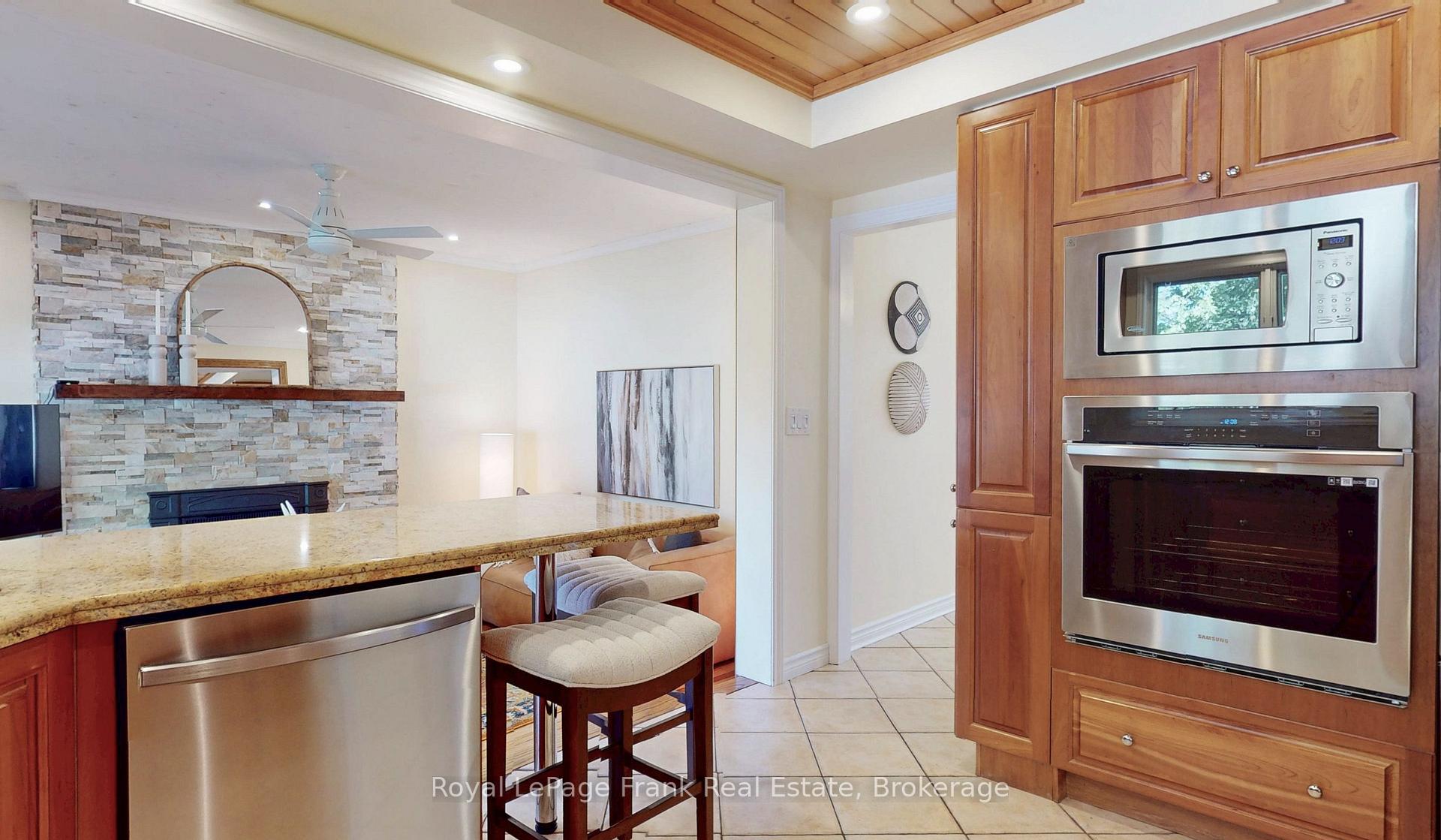 Photo 11 of 204 St John Street E, Whitby, Downtown Whitby — HOMEH