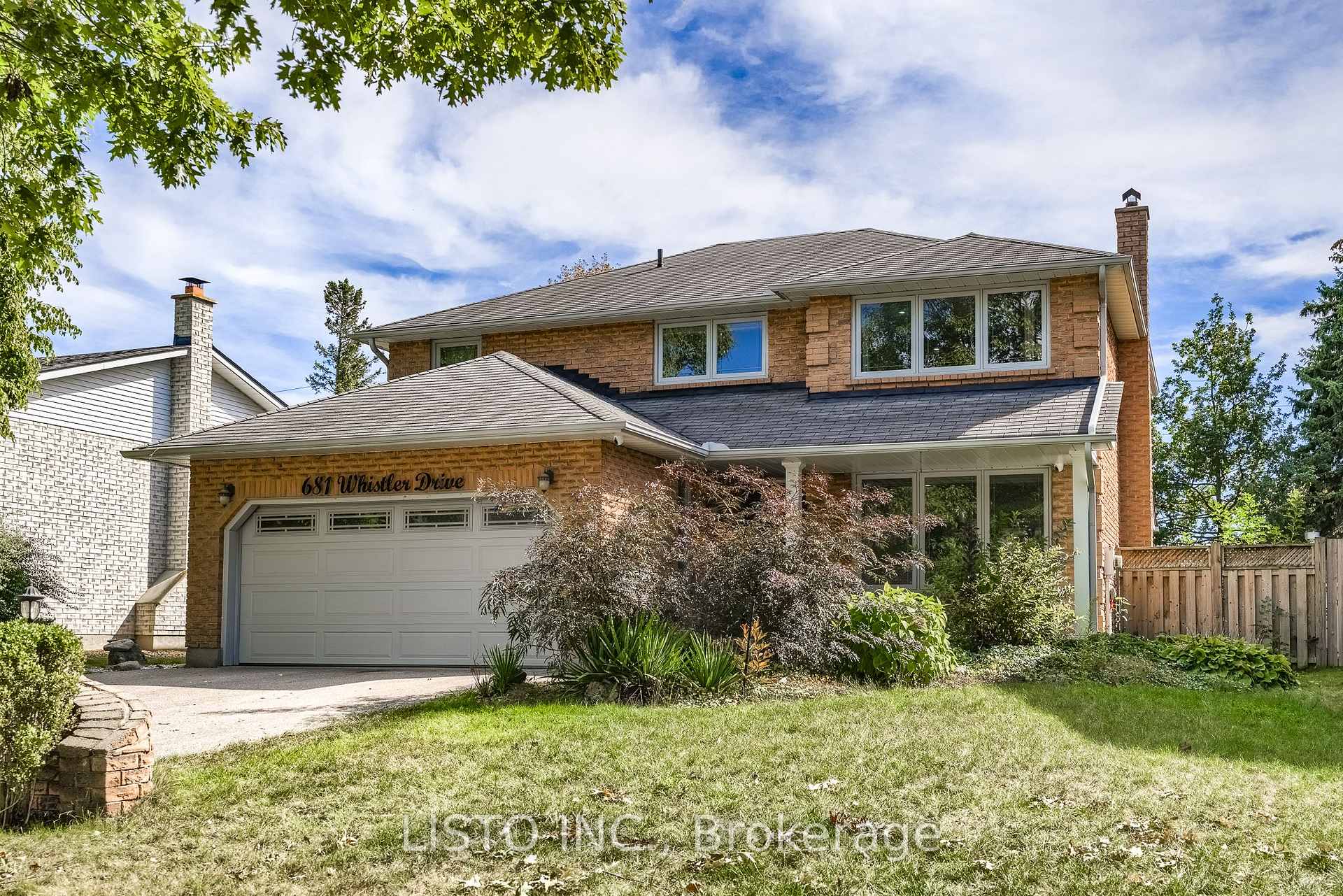 Photo 4 of 681 Whistler Drive, Oshawa, Northglen — HOMEH