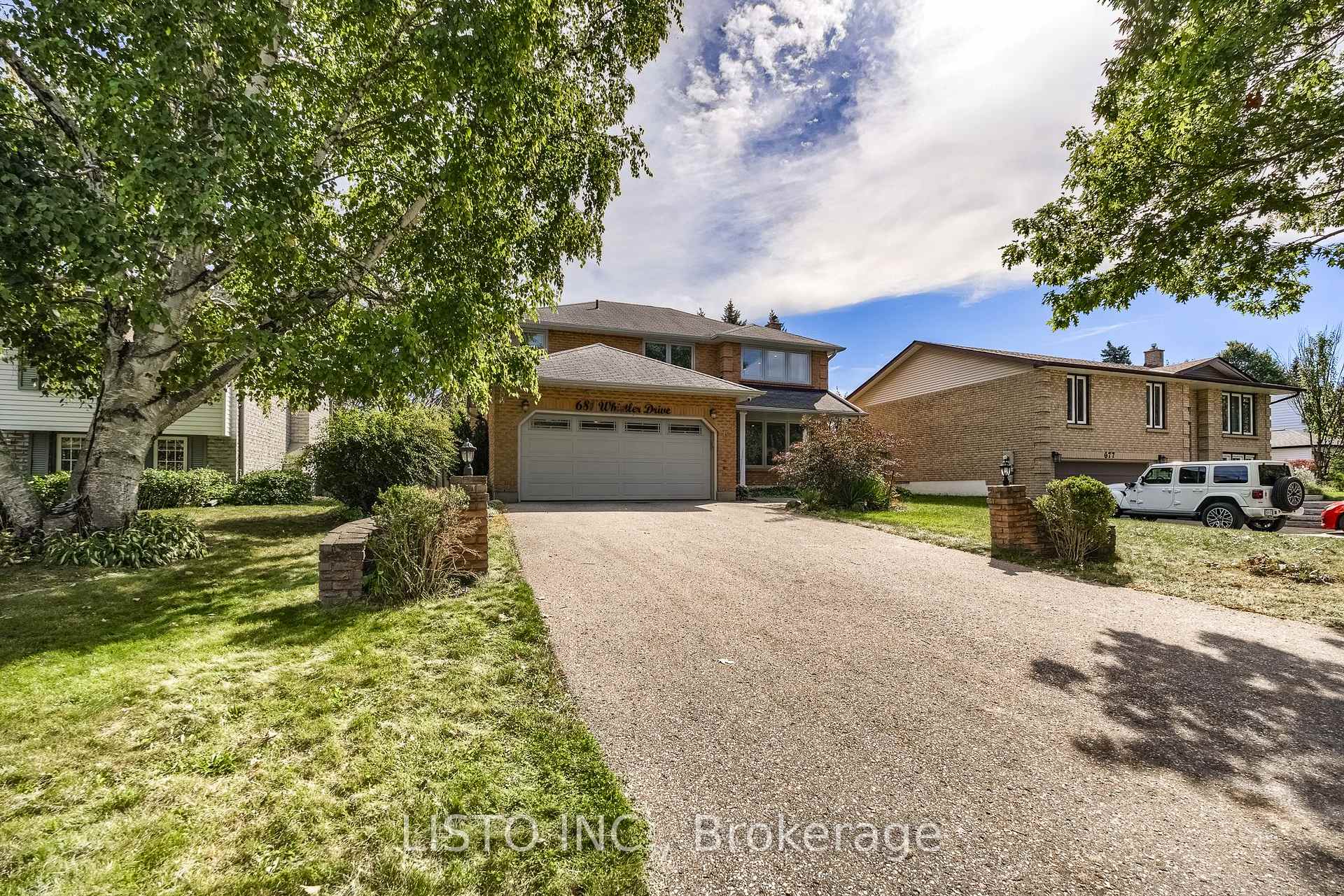 Photo 5 of 681 Whistler Drive, Oshawa, Northglen — HOMEH
