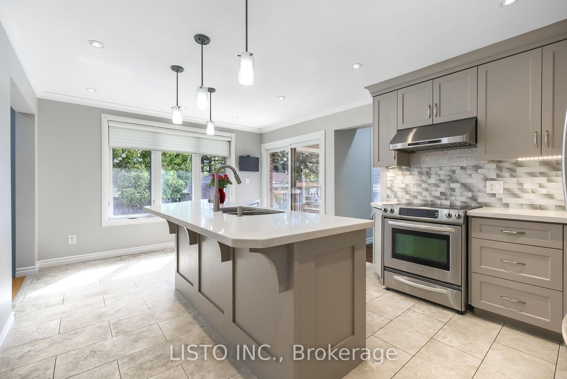 Photo 20 of 681 Whistler Drive, Oshawa, Northglen — HOMEH