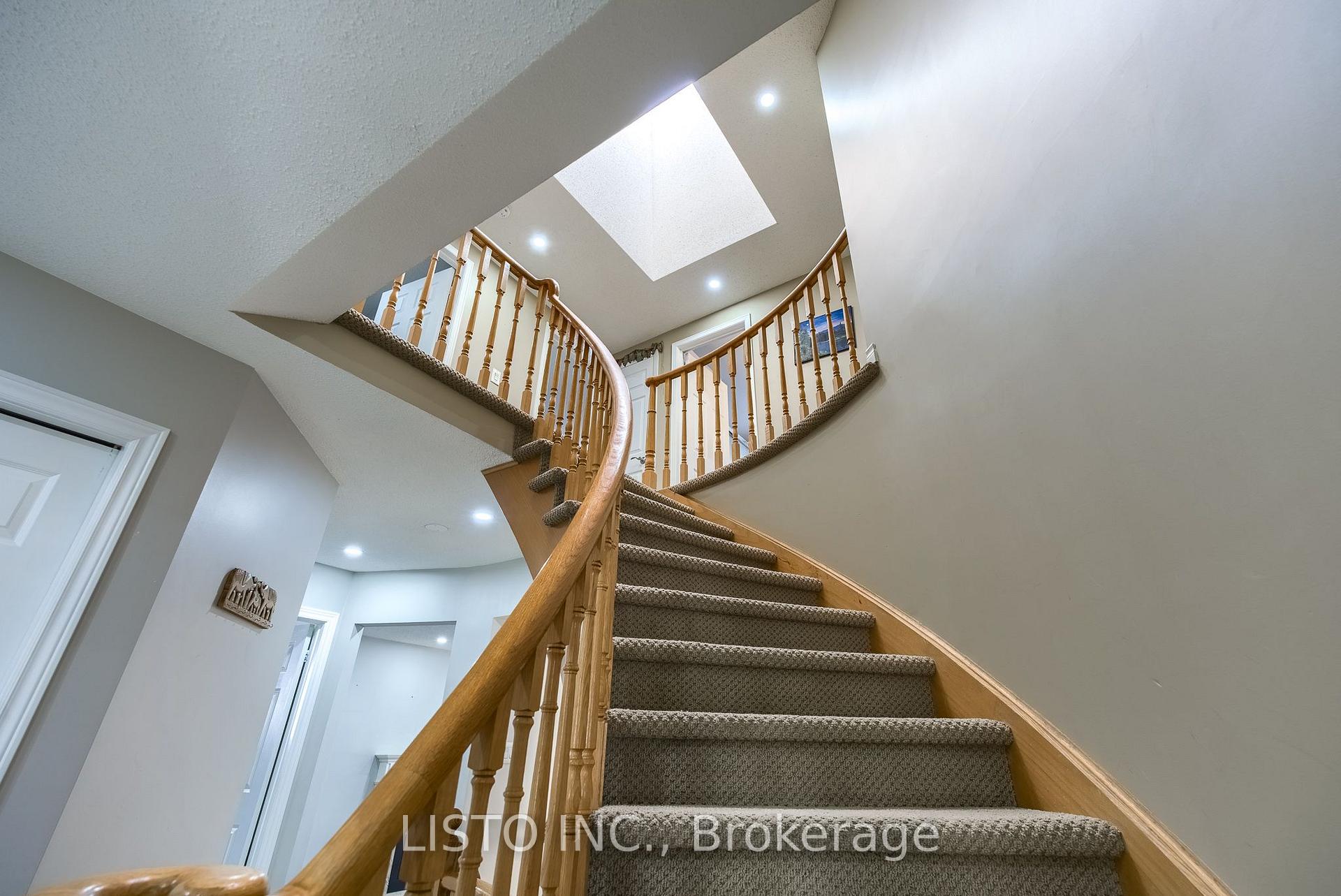 Photo 28 of 681 Whistler Drive, Oshawa, Northglen — HOMEH