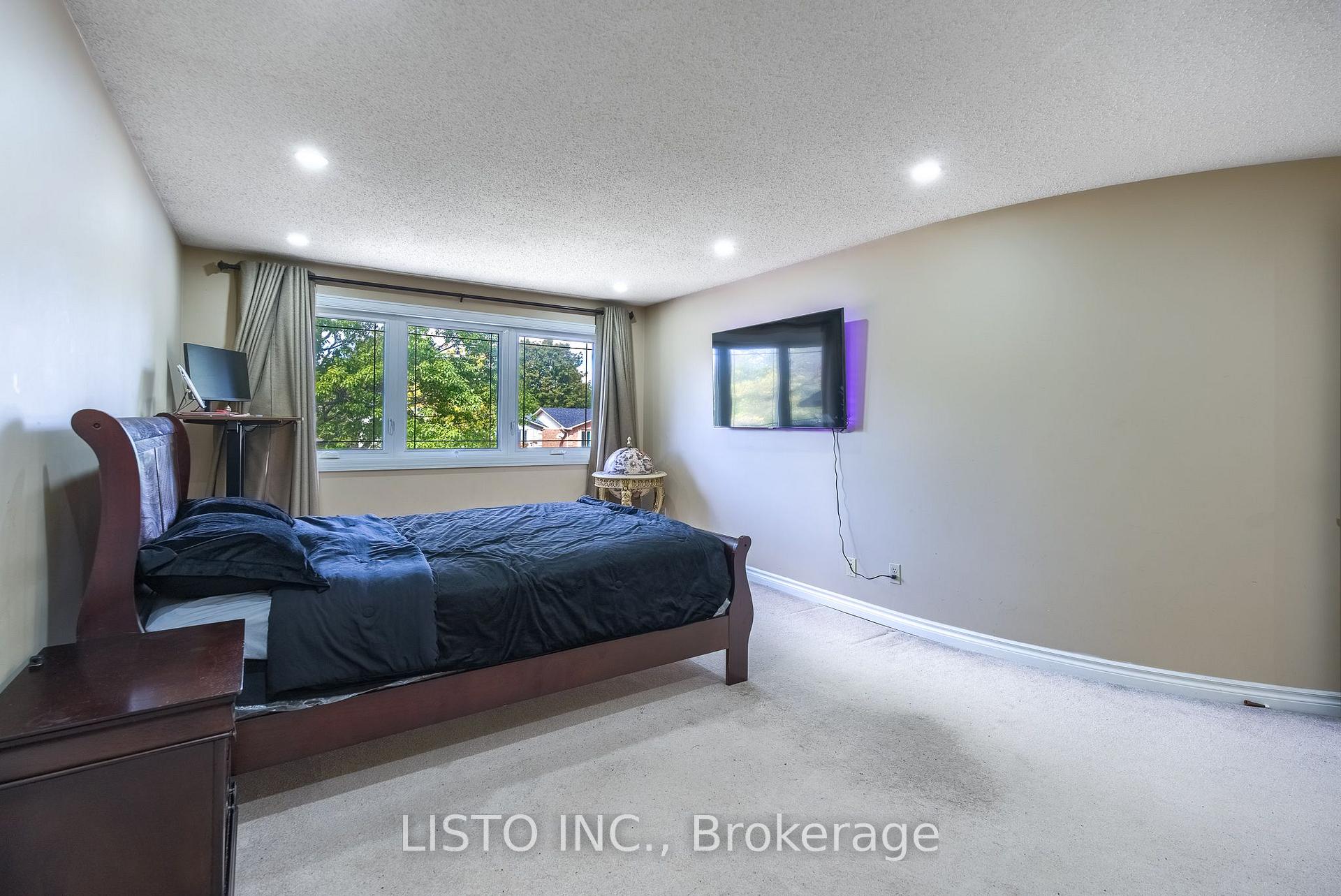 Photo 32 of 681 Whistler Drive, Oshawa, Northglen — HOMEH