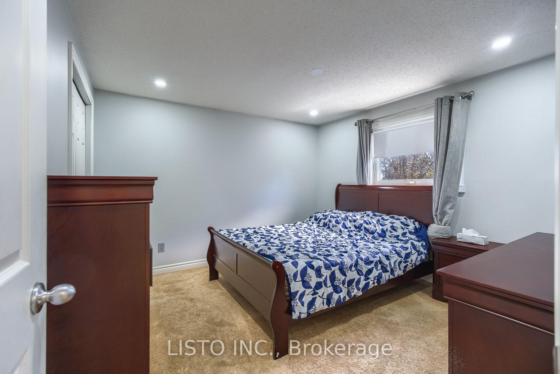 Photo 37 of 681 Whistler Drive, Oshawa, Northglen — HOMEH
