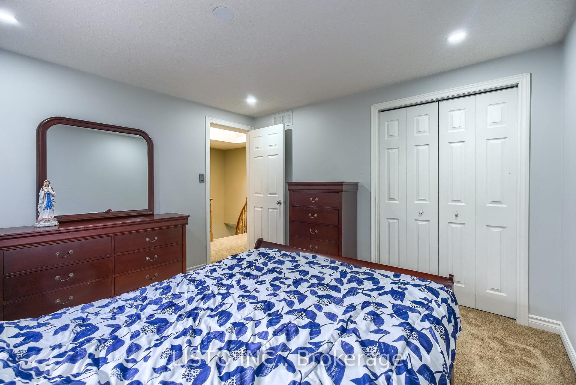 Photo 38 of 681 Whistler Drive, Oshawa, Northglen — HOMEH