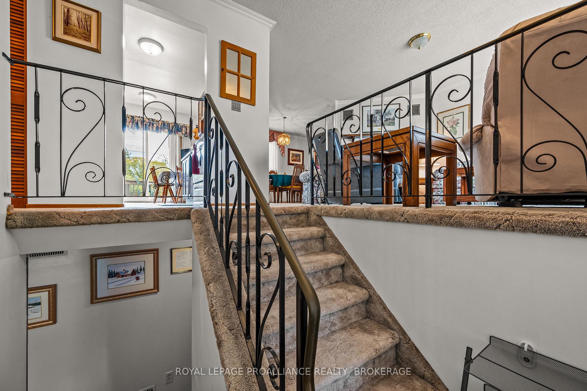 Photo 3 of 956 Kenshaw Street, Kingston, North of Taylor-Kidd Blvd — HOMEH