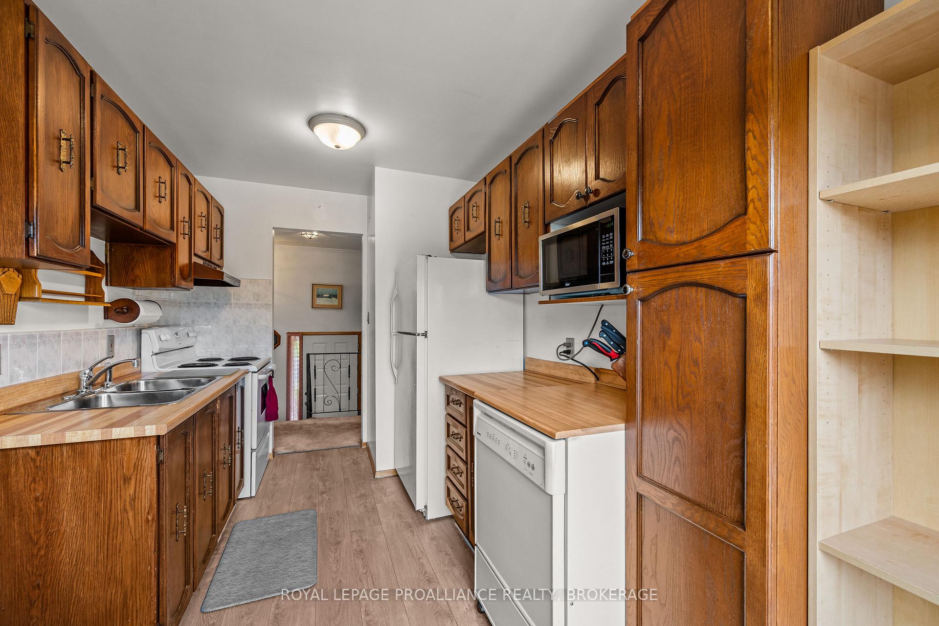 Photo 11 of 956 Kenshaw Street, Kingston, North of Taylor-Kidd Blvd — HOMEH