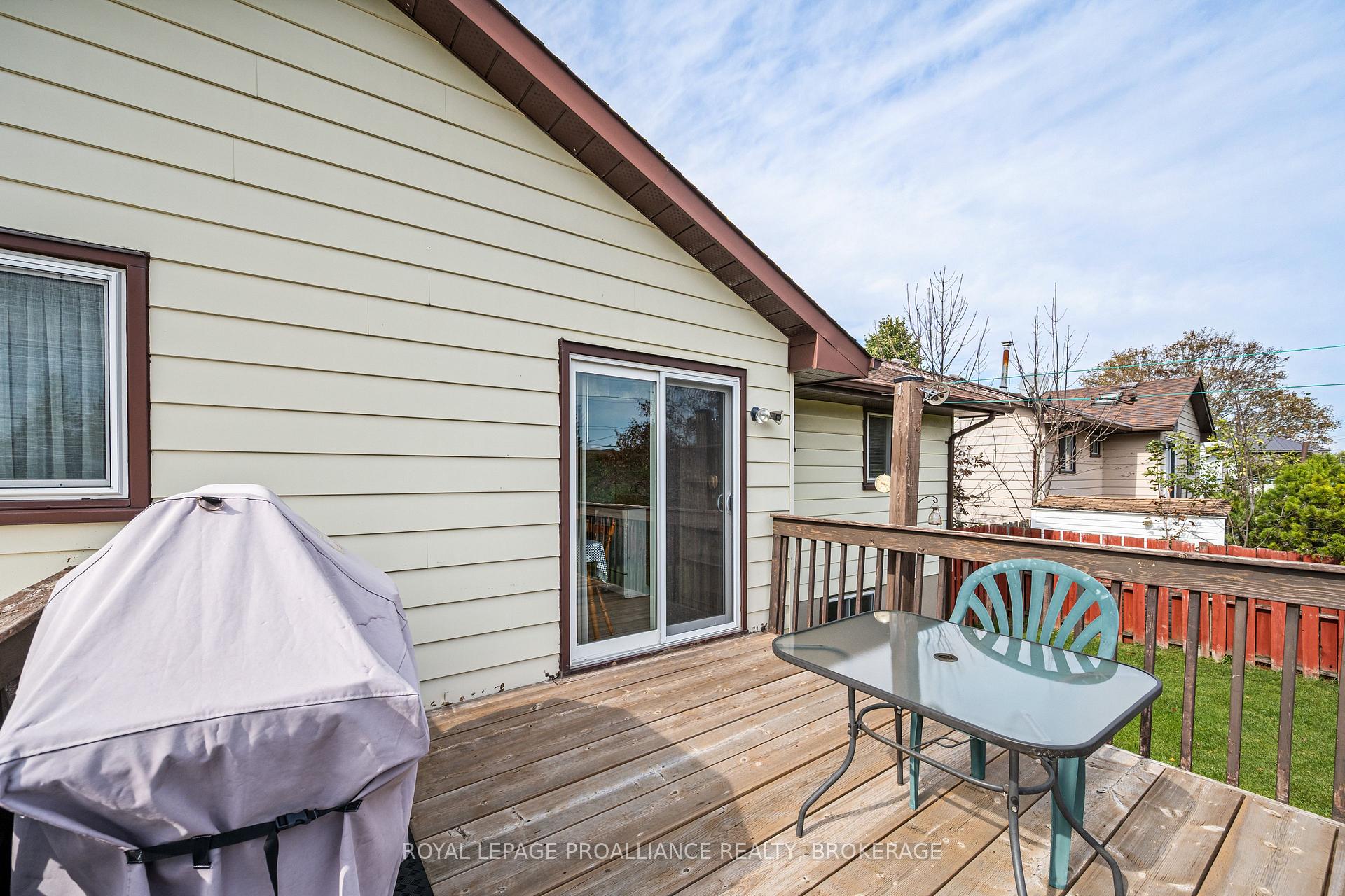 Photo 29 of 956 Kenshaw Street, Kingston, North of Taylor-Kidd Blvd — HOMEH