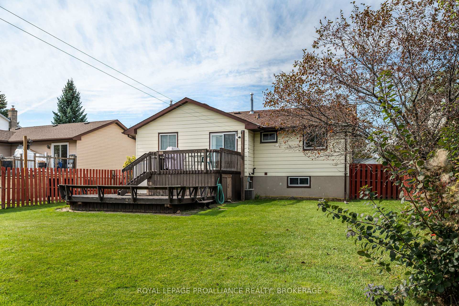 Photo 32 of 956 Kenshaw Street, Kingston, North of Taylor-Kidd Blvd — HOMEH