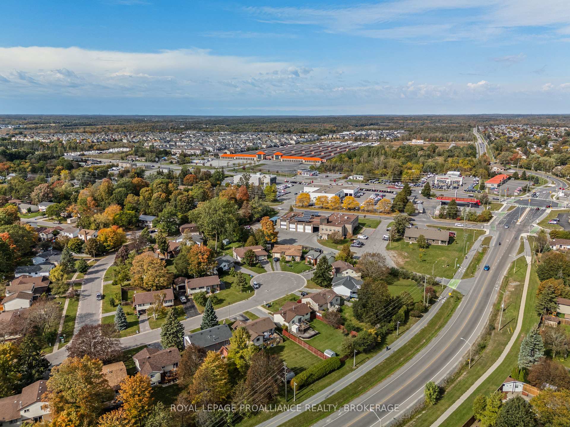 Photo 36 of 956 Kenshaw Street, Kingston, North of Taylor-Kidd Blvd — HOMEH