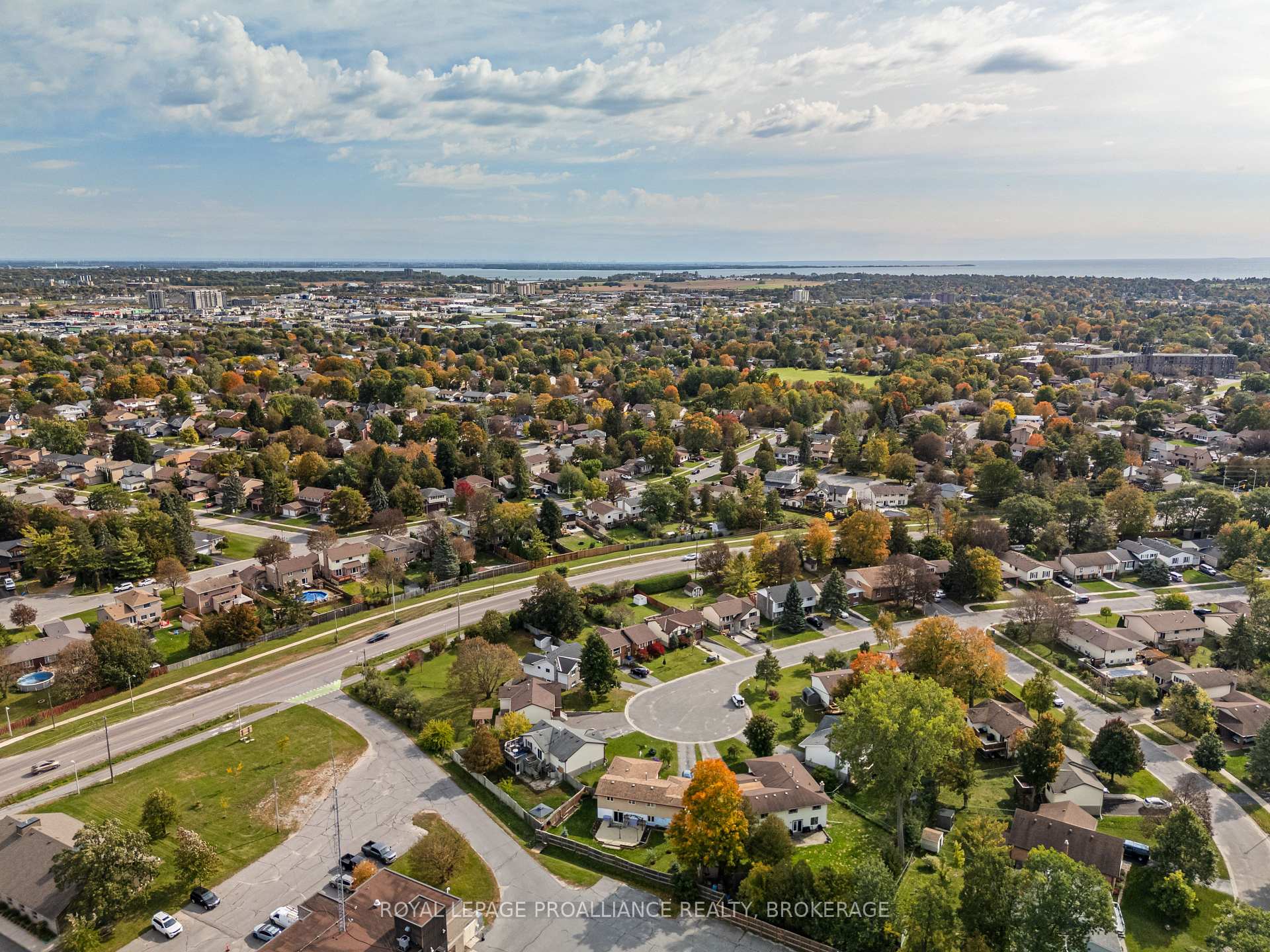 Photo 38 of 956 Kenshaw Street, Kingston, North of Taylor-Kidd Blvd — HOMEH