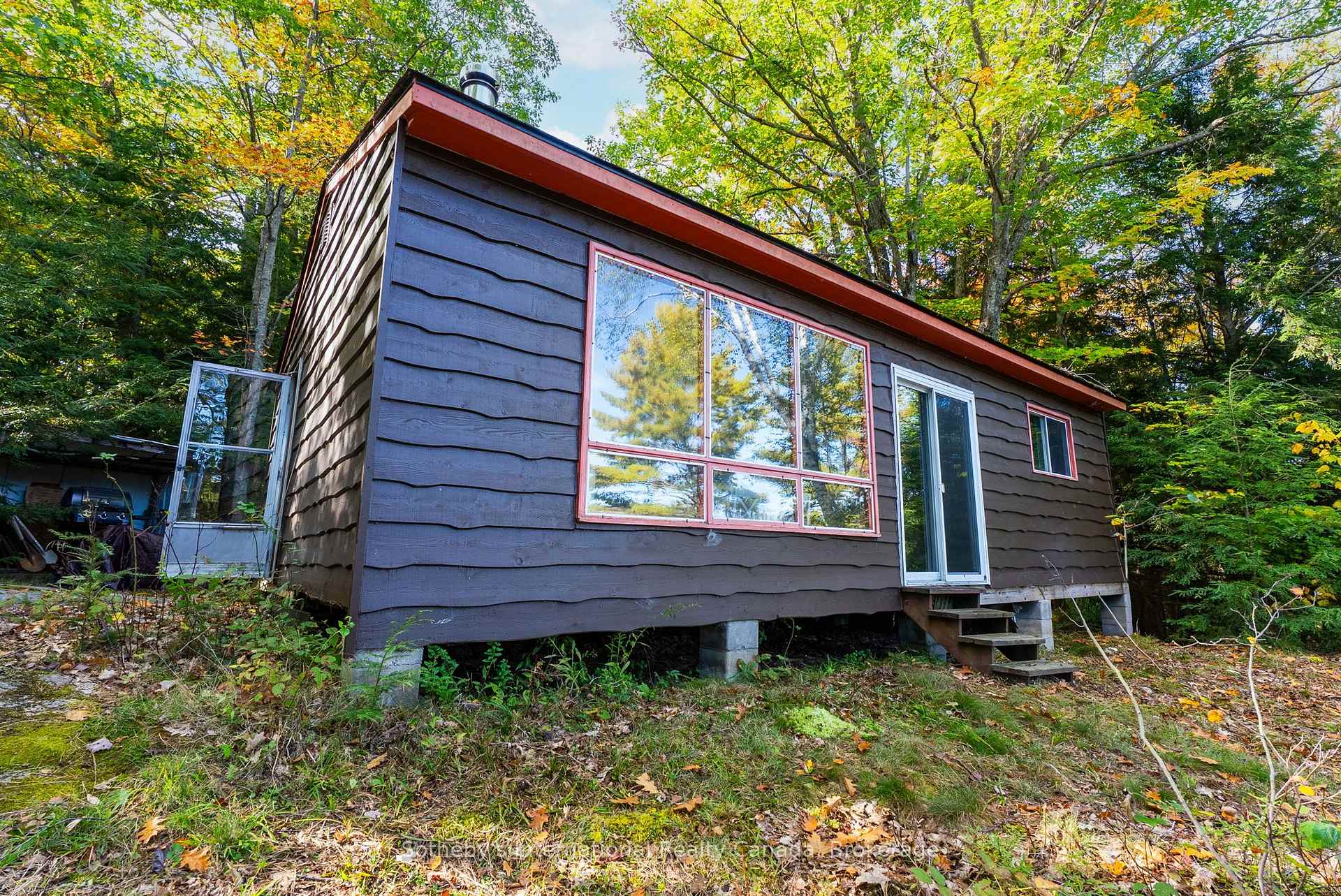 Photo 15 of 110 Carling Bay Road W, Carling — HOMEH