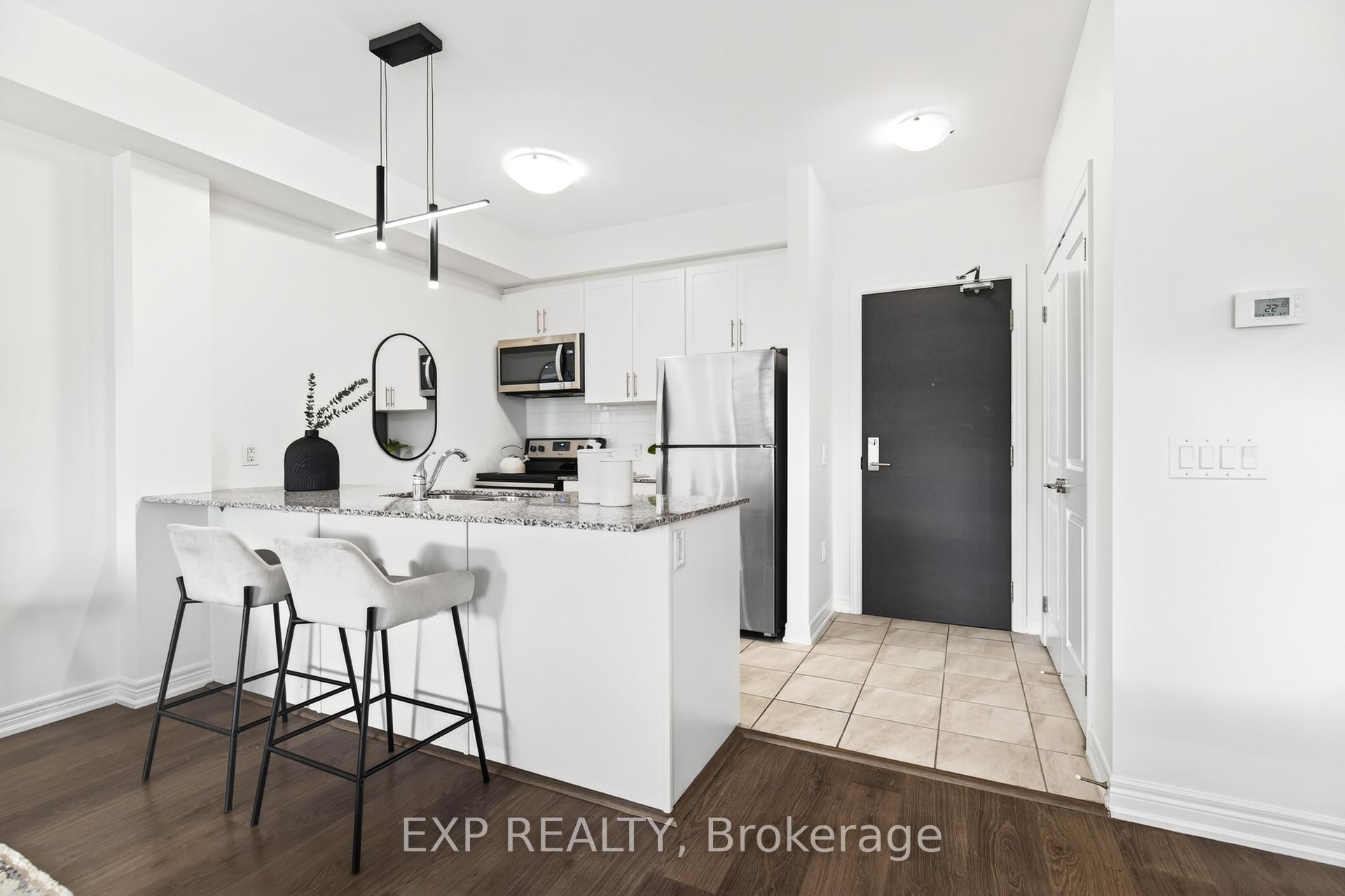 Photo 4 of Unit 212, 2388 Khalsa Gate, Oakville, Westmount — HOMEH