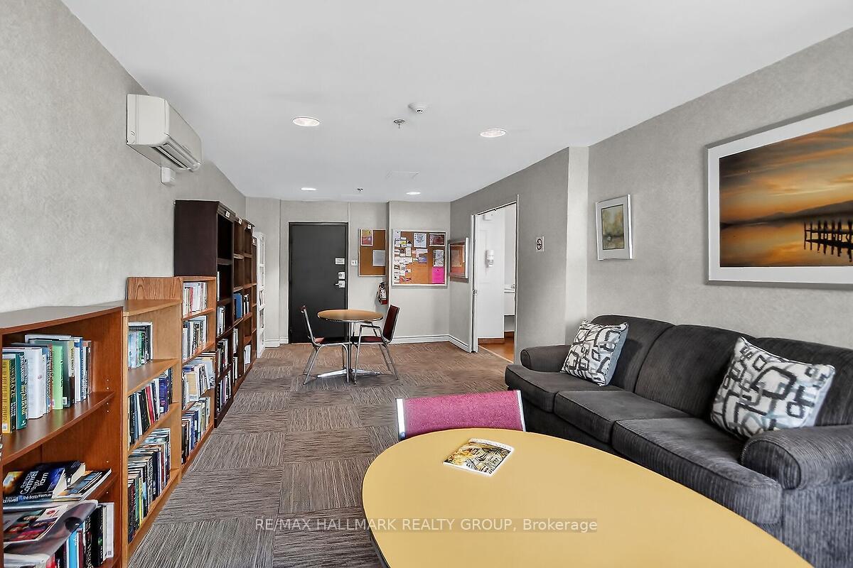 Photo 29 of Unit 704, 555 Brittany Drive, Ottawa, Viscount Alexander Park — HOMEH