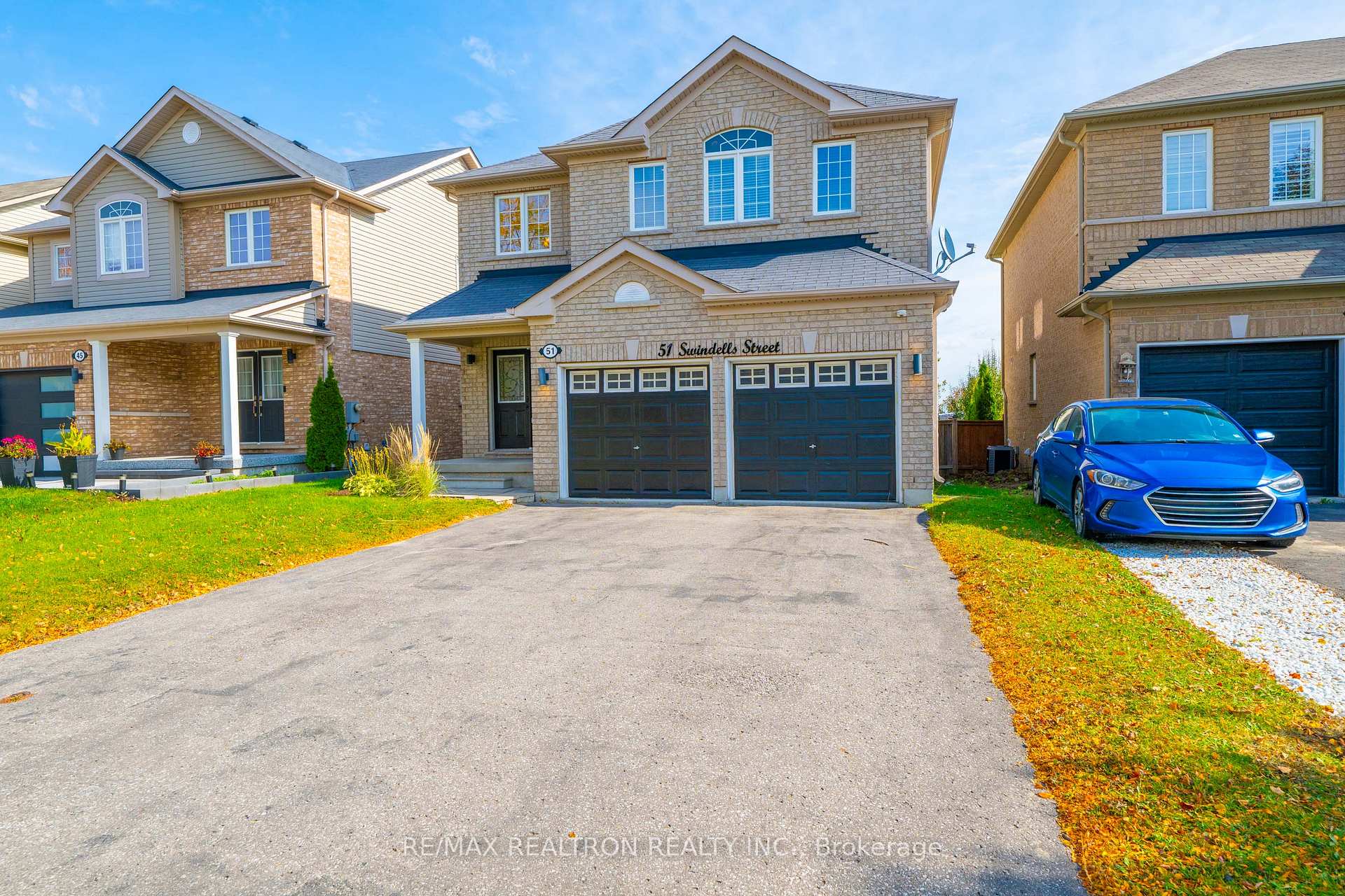 Photo 3 of 51 Swindells Street, Clarington, Bowmanville — HOMEH