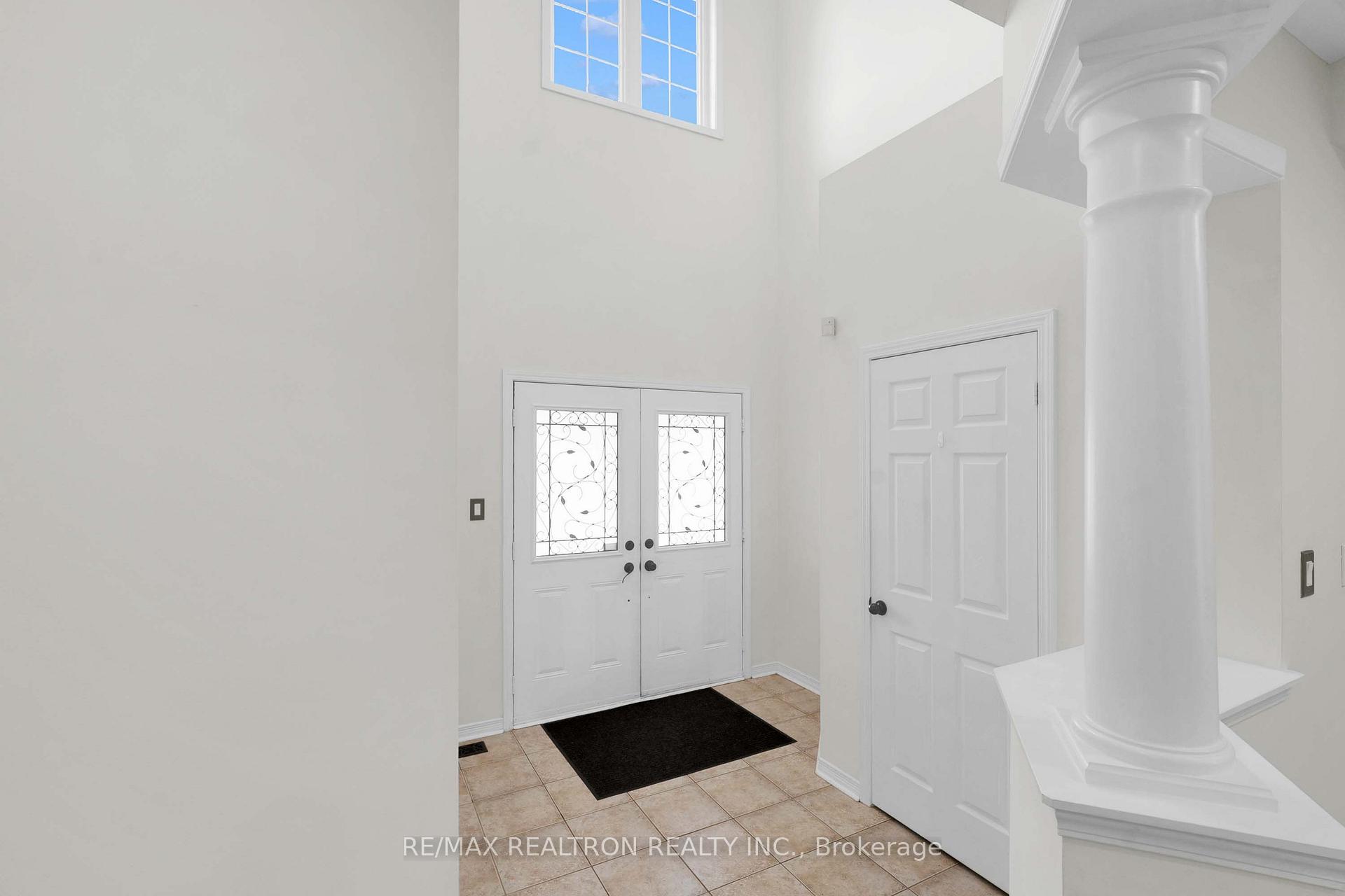 Photo 7 of 51 Swindells Street, Clarington, Bowmanville — HOMEH