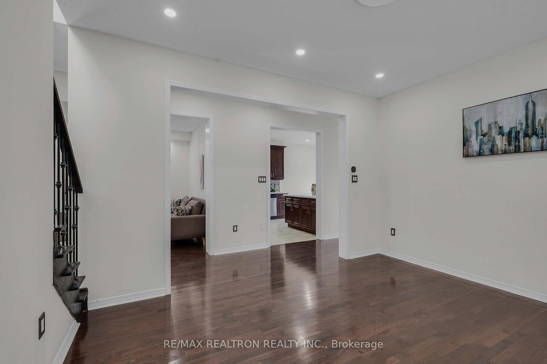 Photo 14 of 51 Swindells Street, Clarington, Bowmanville — HOMEH