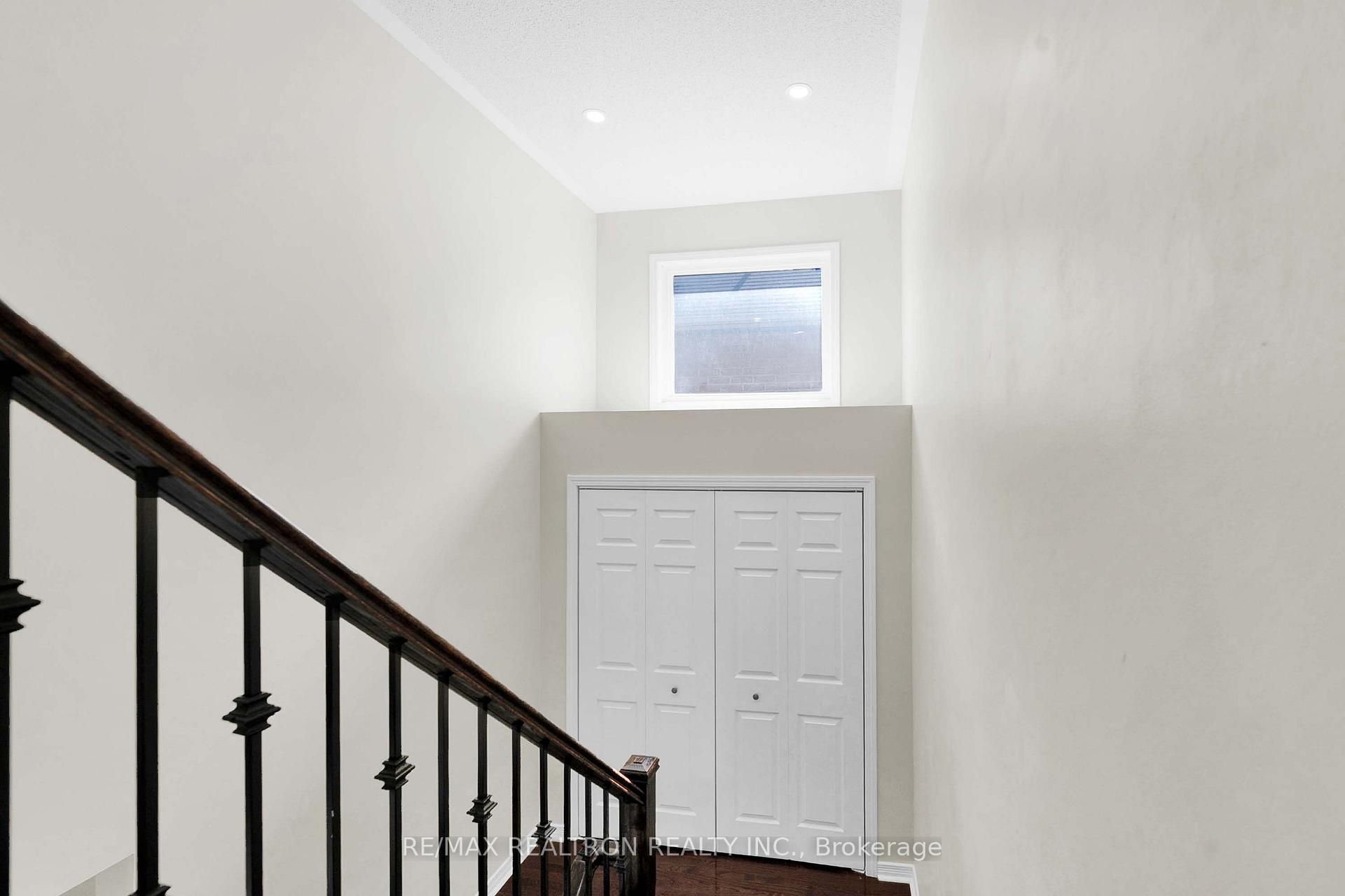 Photo 39 of 51 Swindells Street, Clarington, Bowmanville — HOMEH