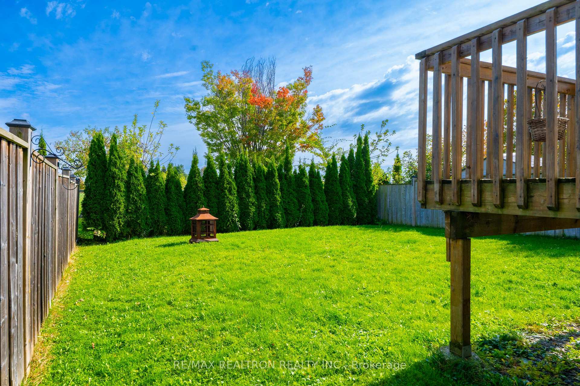 Photo 42 of 51 Swindells Street, Clarington, Bowmanville — HOMEH