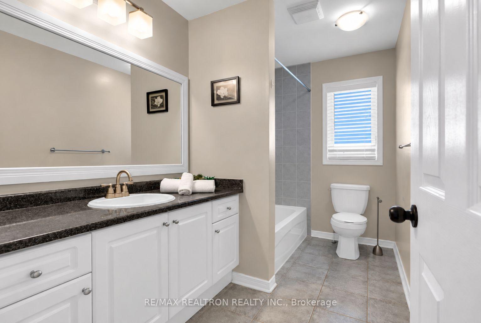 Photo 37 of 51 Swindells Street, Clarington, Bowmanville — HOMEH