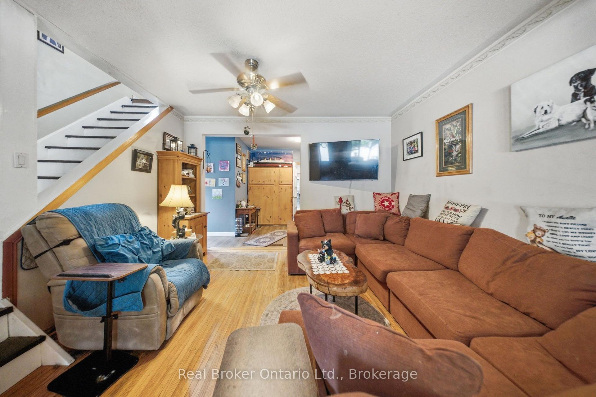 Photo 11 of 69 Arthur Street, Brantford, Victoria/Arthur — HOMEH
