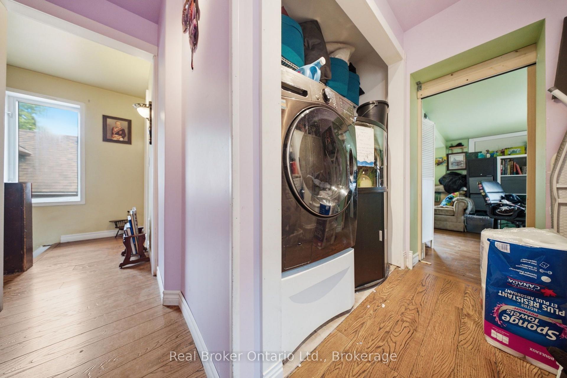 Photo 19 of 69 Arthur Street, Brantford, Victoria/Arthur — HOMEH