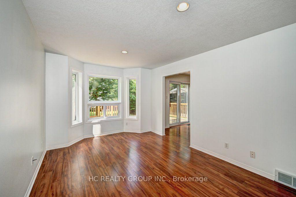 Photo 12 of 271 Resurrection Drive, Kitchener, Highland West — HOMEH
