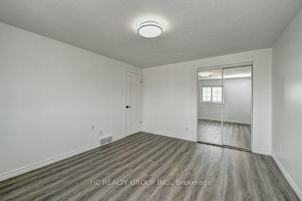 Photo 29 of 271 Resurrection Drive, Kitchener, Highland West — HOMEH