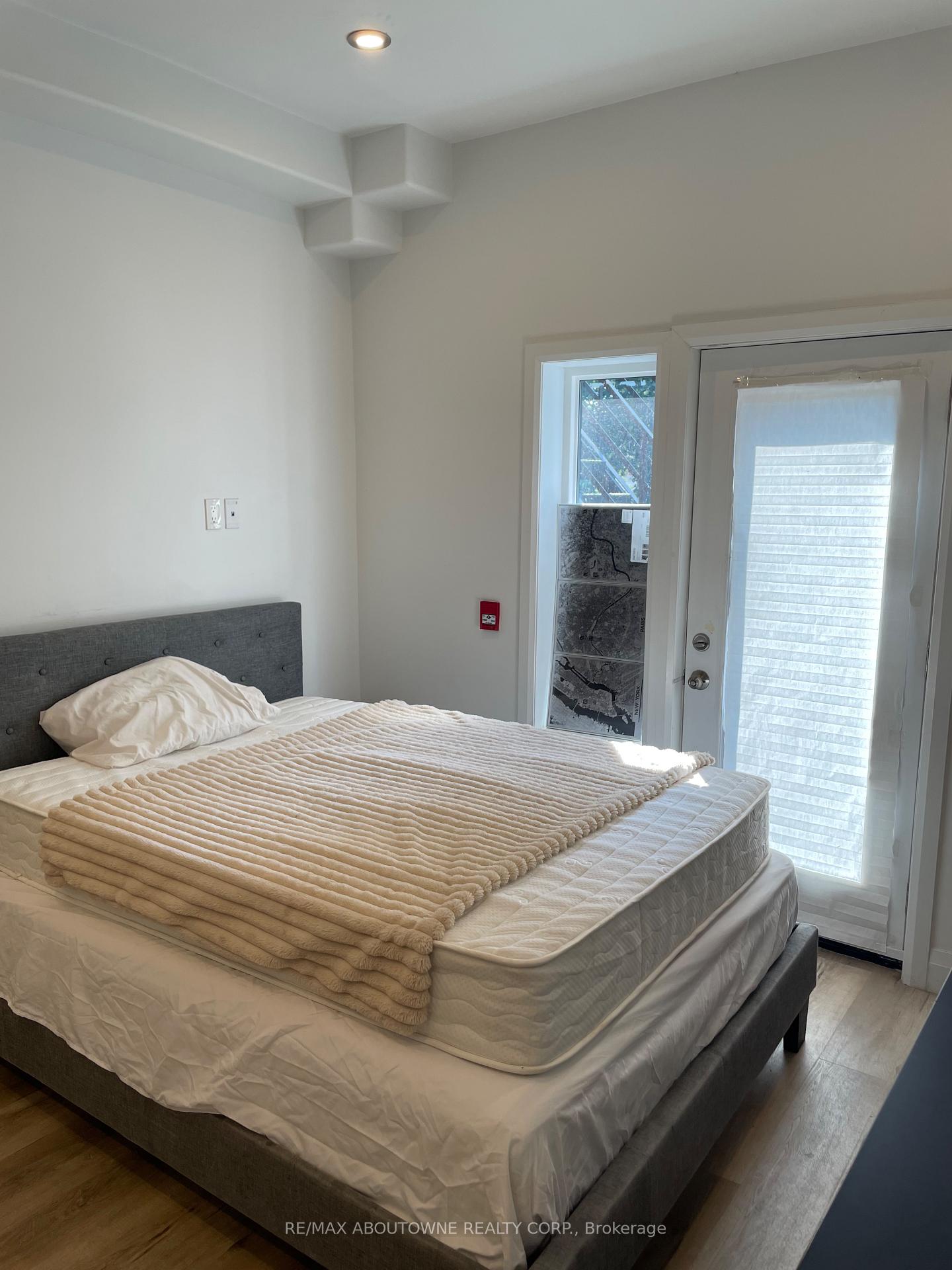 Photo 17 of 66 Wellington Street S, Hamilton, Corktown — HOMEH