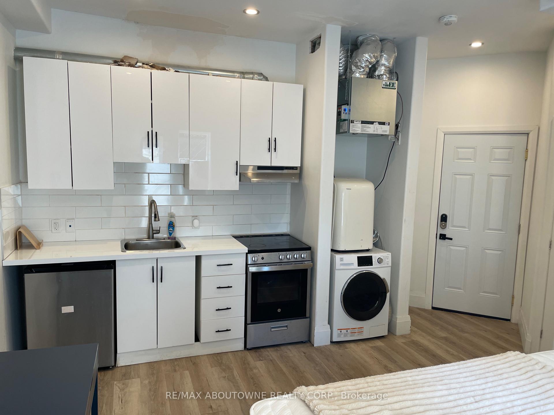 Photo 18 of 66 Wellington Street S, Hamilton, Corktown — HOMEH
