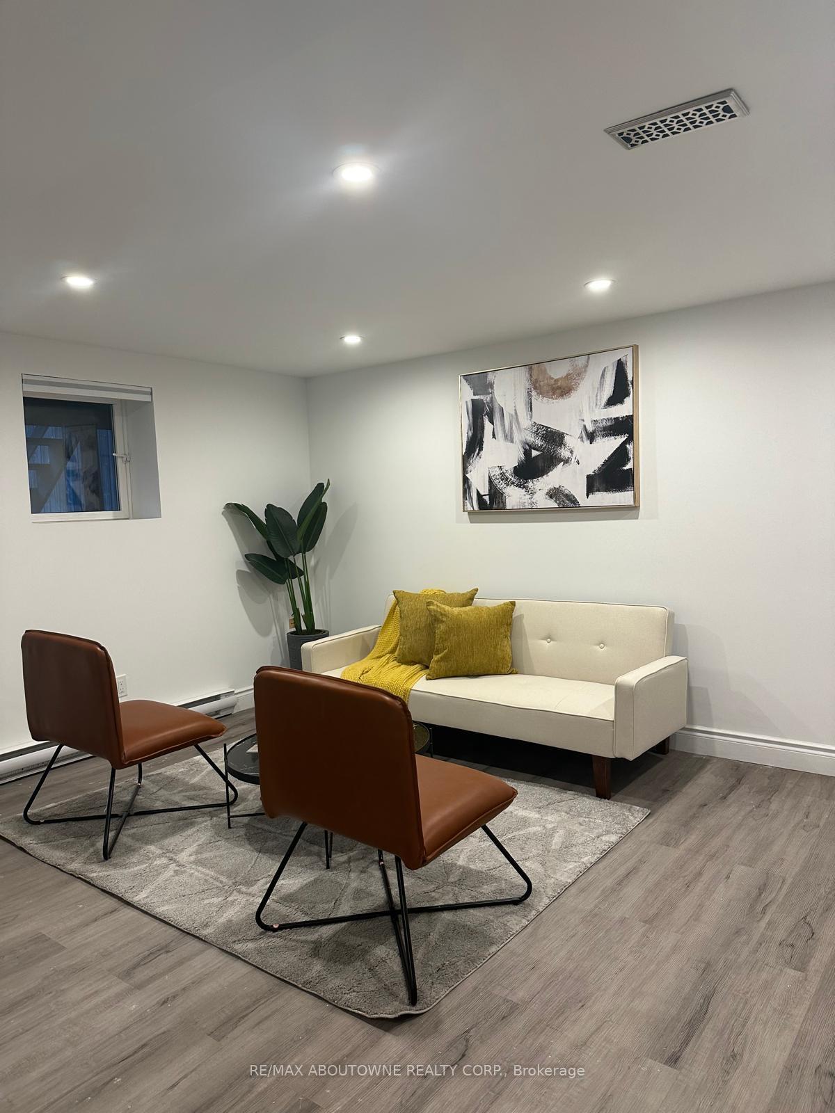 Photo 20 of 66 Wellington Street S, Hamilton, Corktown — HOMEH