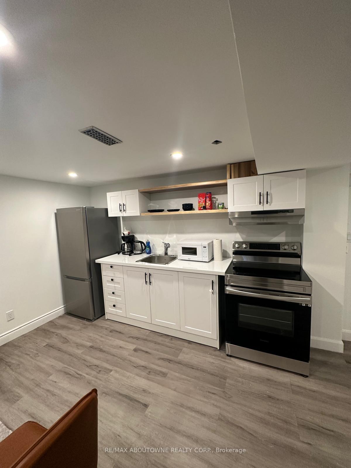 Photo 24 of 66 Wellington Street S, Hamilton, Corktown — HOMEH