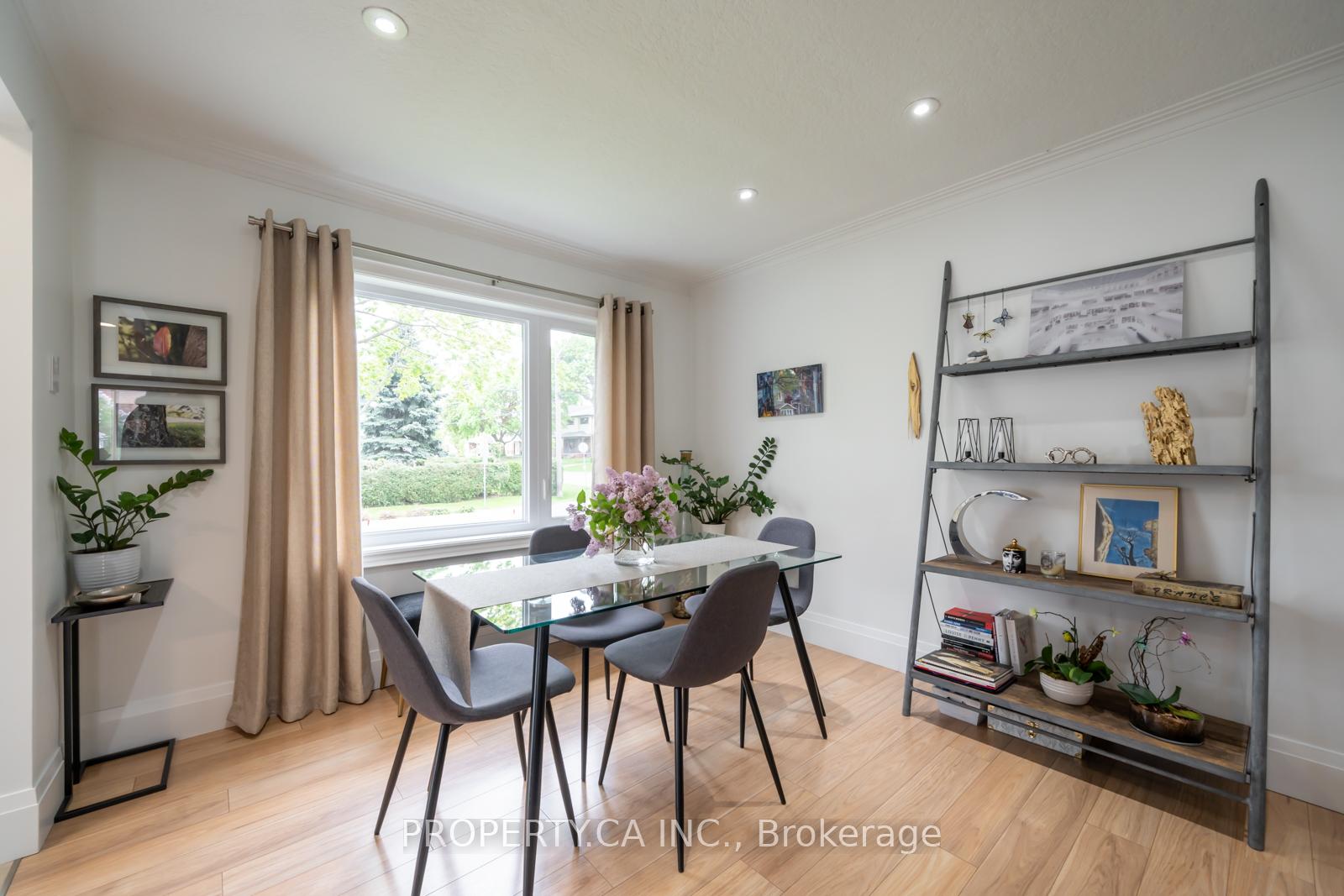 Photo 7 of 44 Daniels Street, Etobicoke, Stonegate-Queensway — HOMEH