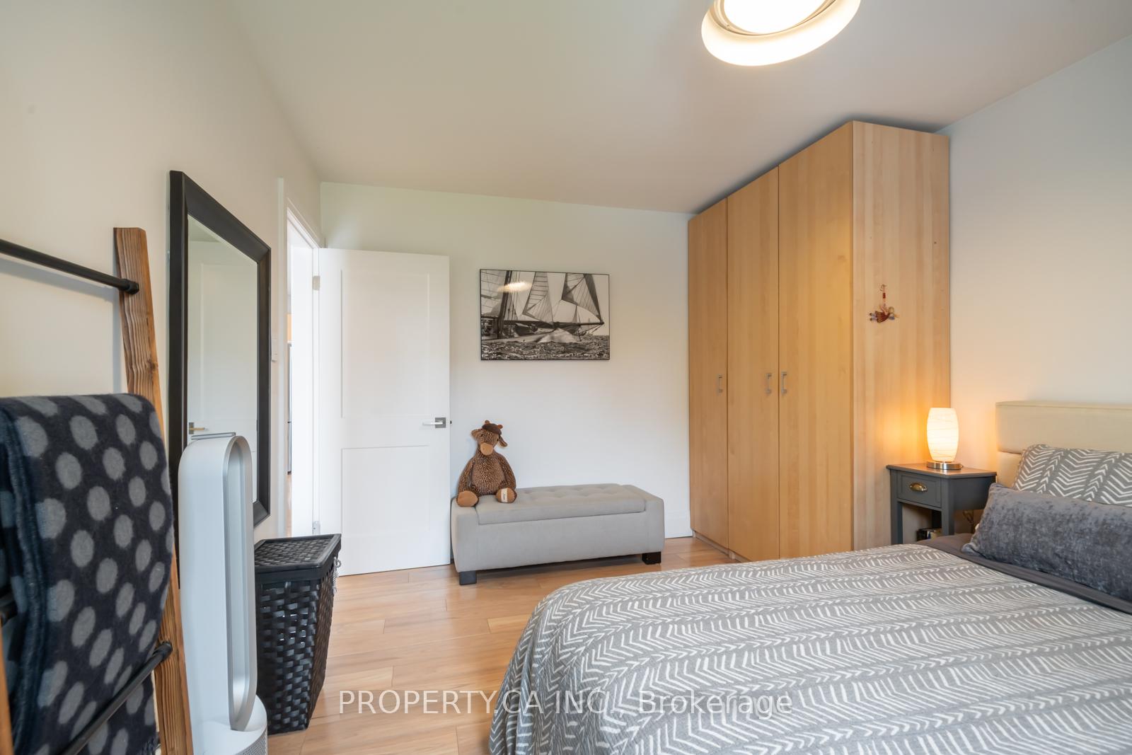 Photo 31 of 44 Daniels Street, Etobicoke, Stonegate-Queensway — HOMEH