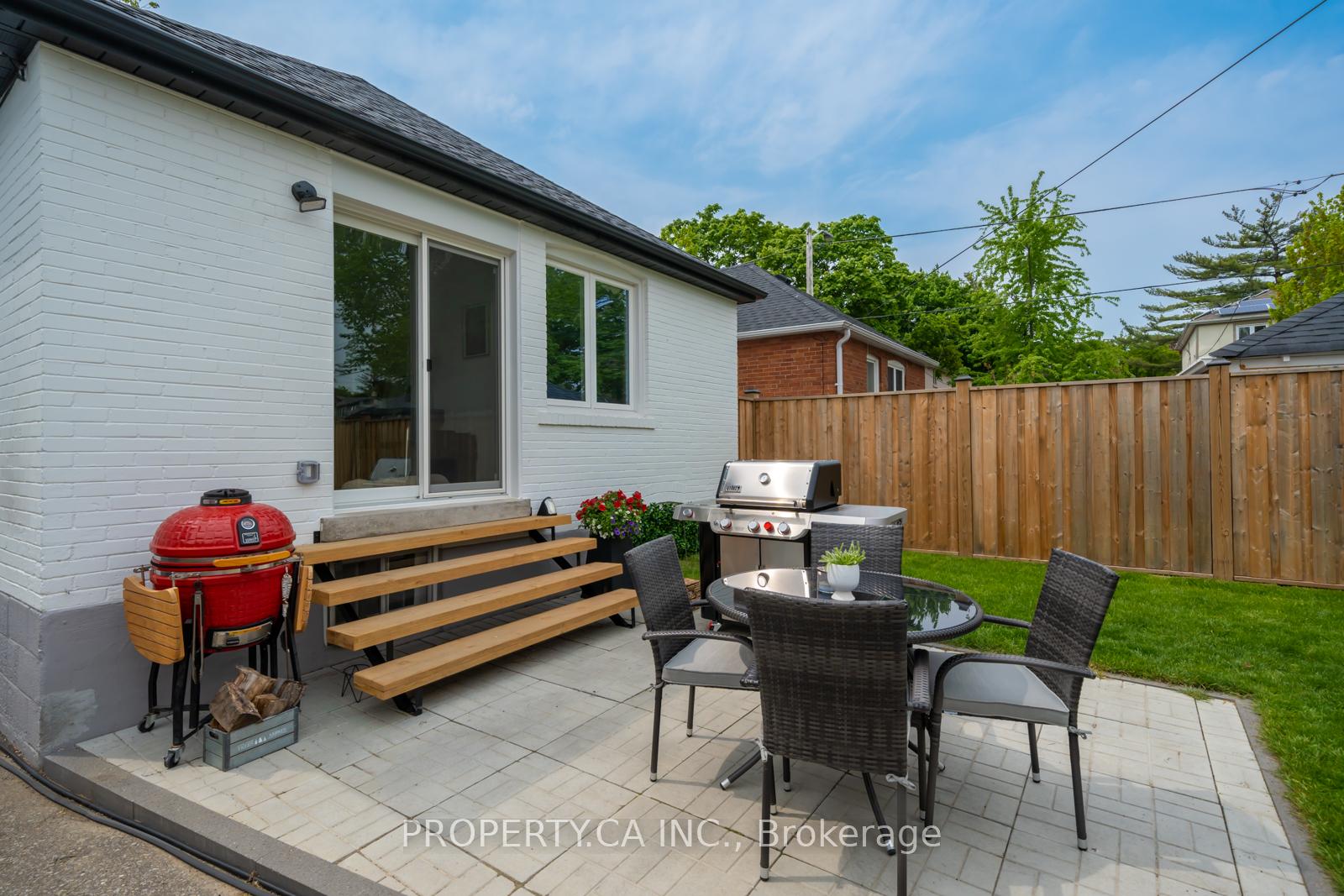 Photo 45 of 44 Daniels Street, Etobicoke, Stonegate-Queensway — HOMEH