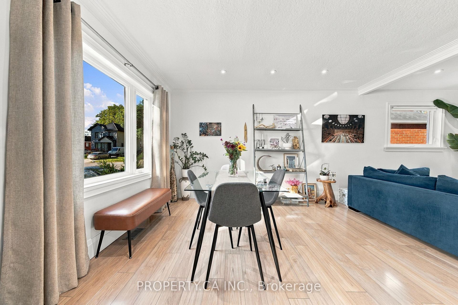 Photo 10 of 44 Daniels Street, Etobicoke, Stonegate-Queensway — HOMEH