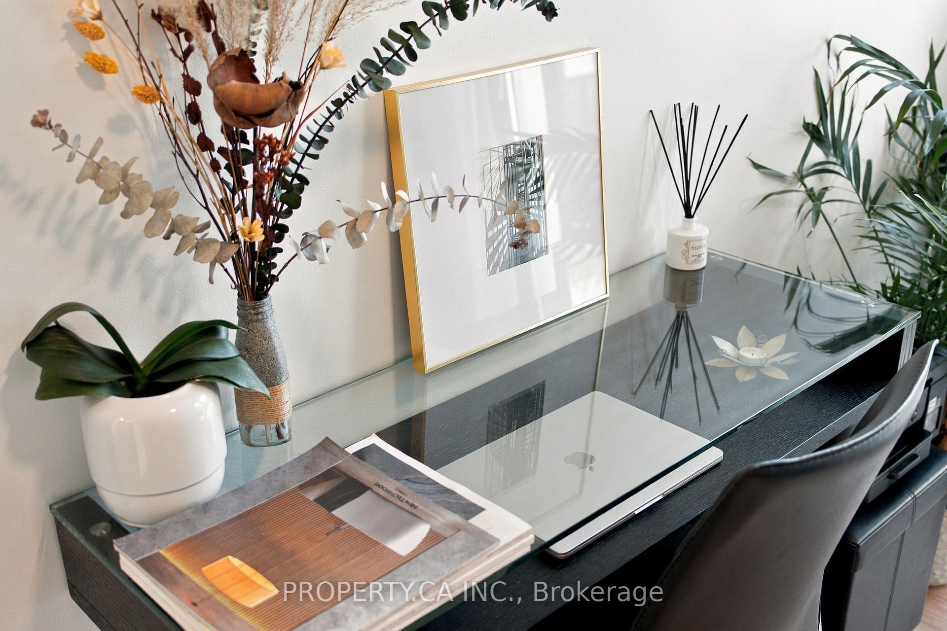 Photo 38 of 44 Daniels Street, Etobicoke, Stonegate-Queensway — HOMEH