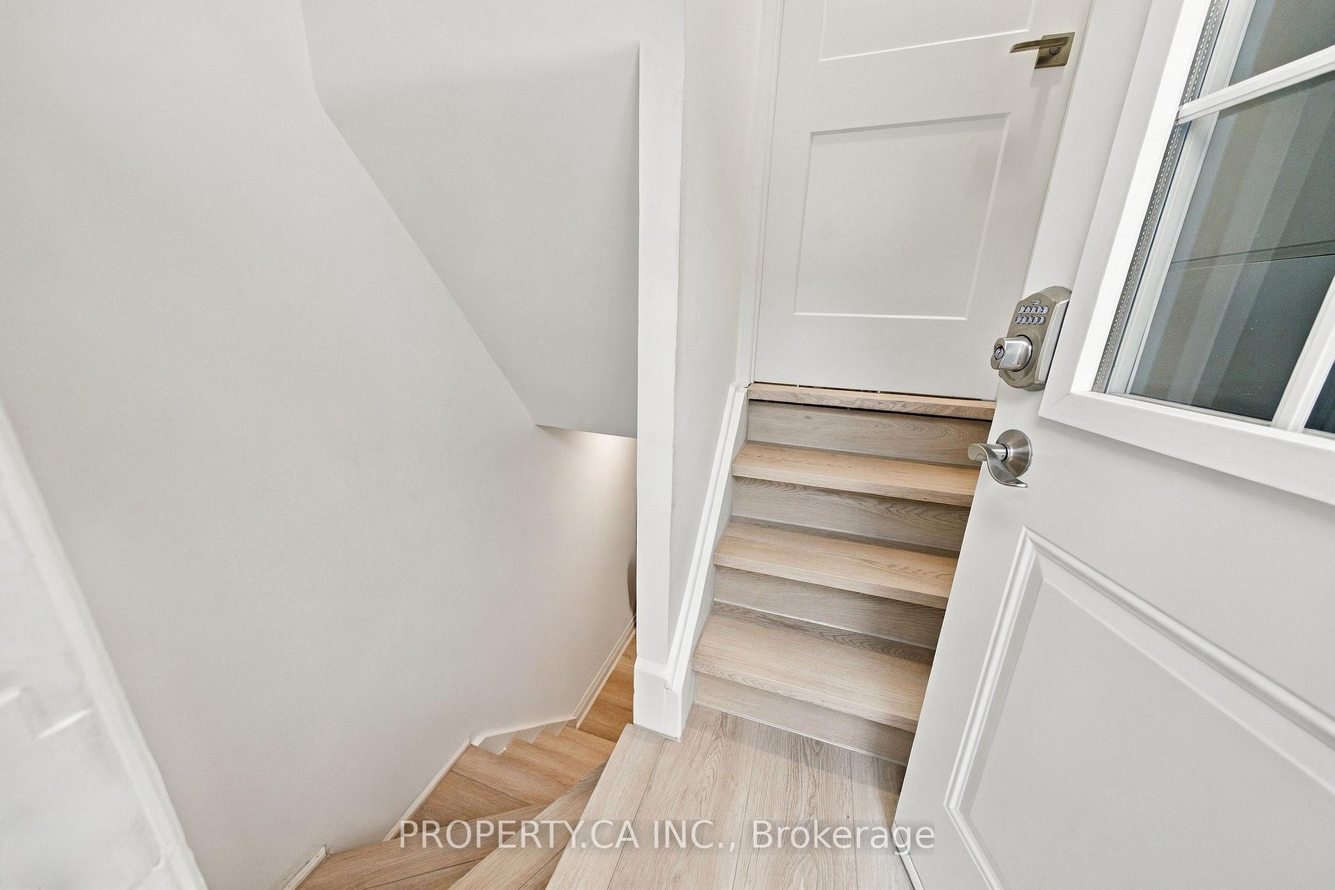 Photo 46 of 44 Daniels Street, Etobicoke, Stonegate-Queensway — HOMEH
