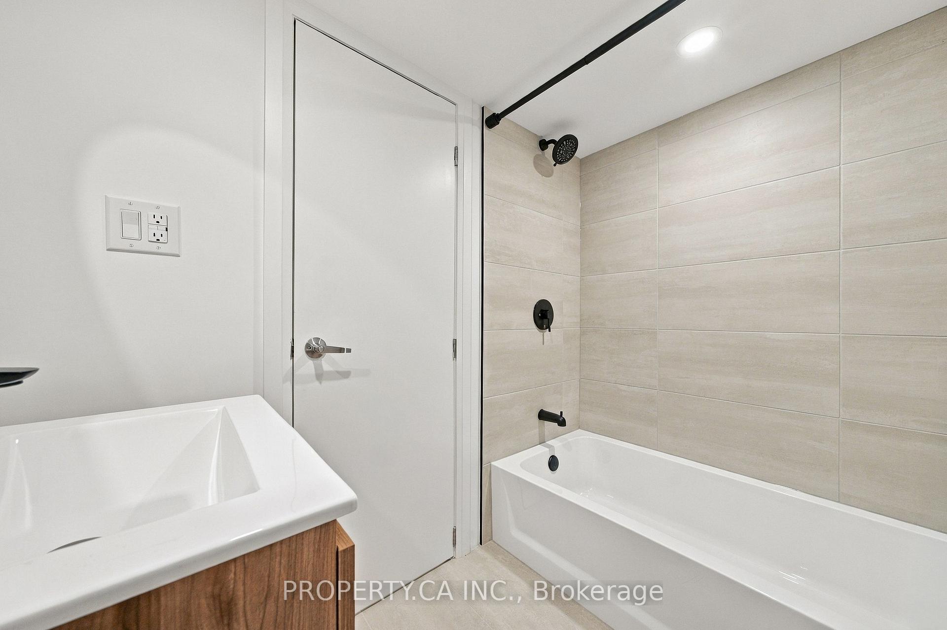 Photo 59 of 44 Daniels Street, Etobicoke, Stonegate-Queensway — HOMEH
