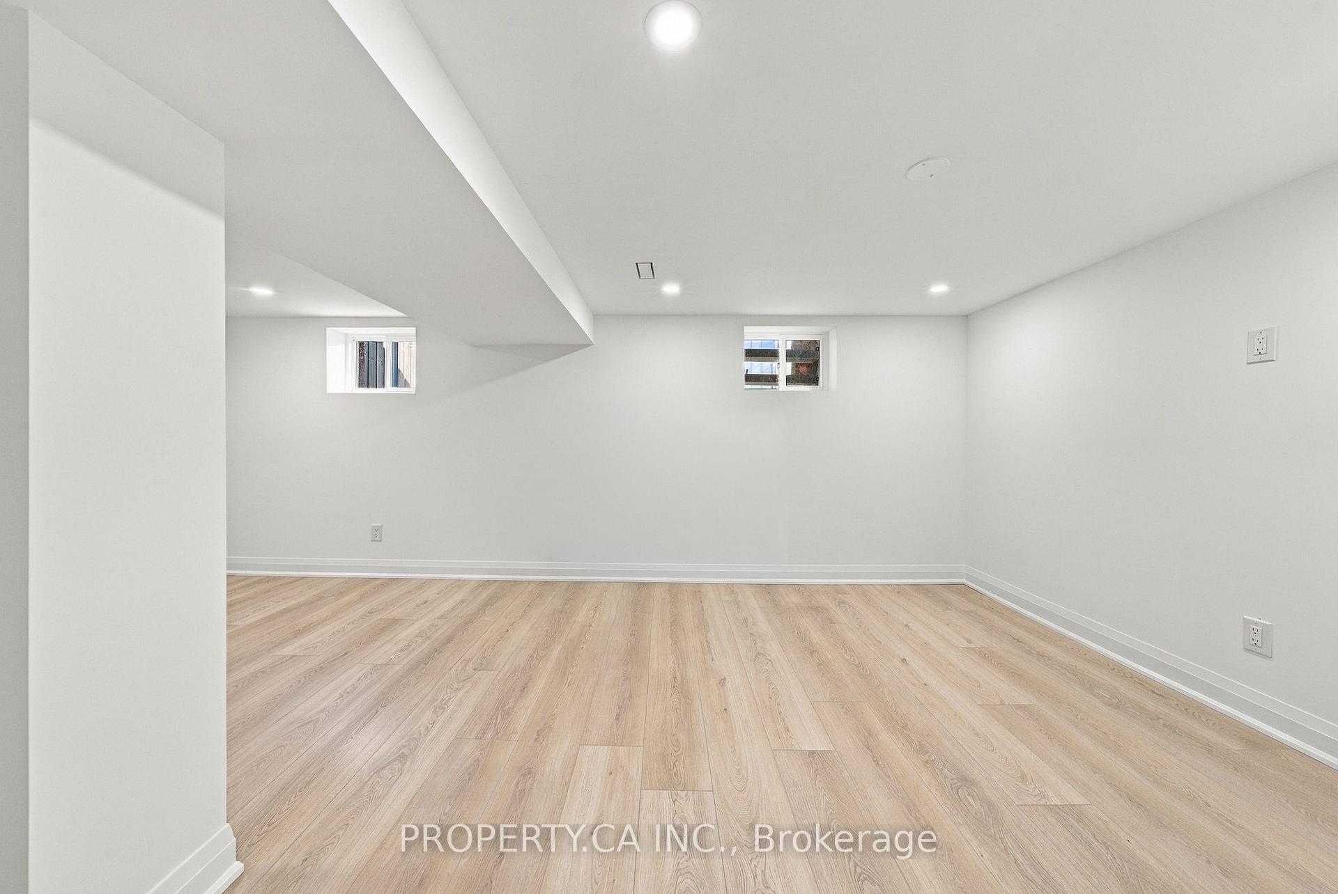 Photo 60 of 44 Daniels Street, Etobicoke, Stonegate-Queensway — HOMEH