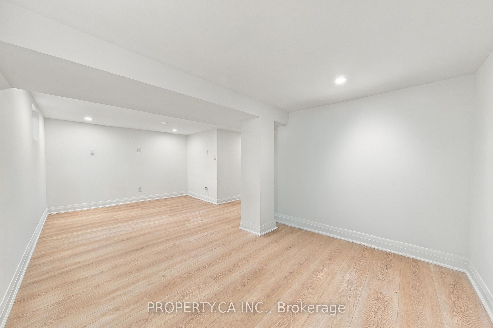 Photo 63 of 44 Daniels Street, Etobicoke, Stonegate-Queensway — HOMEH