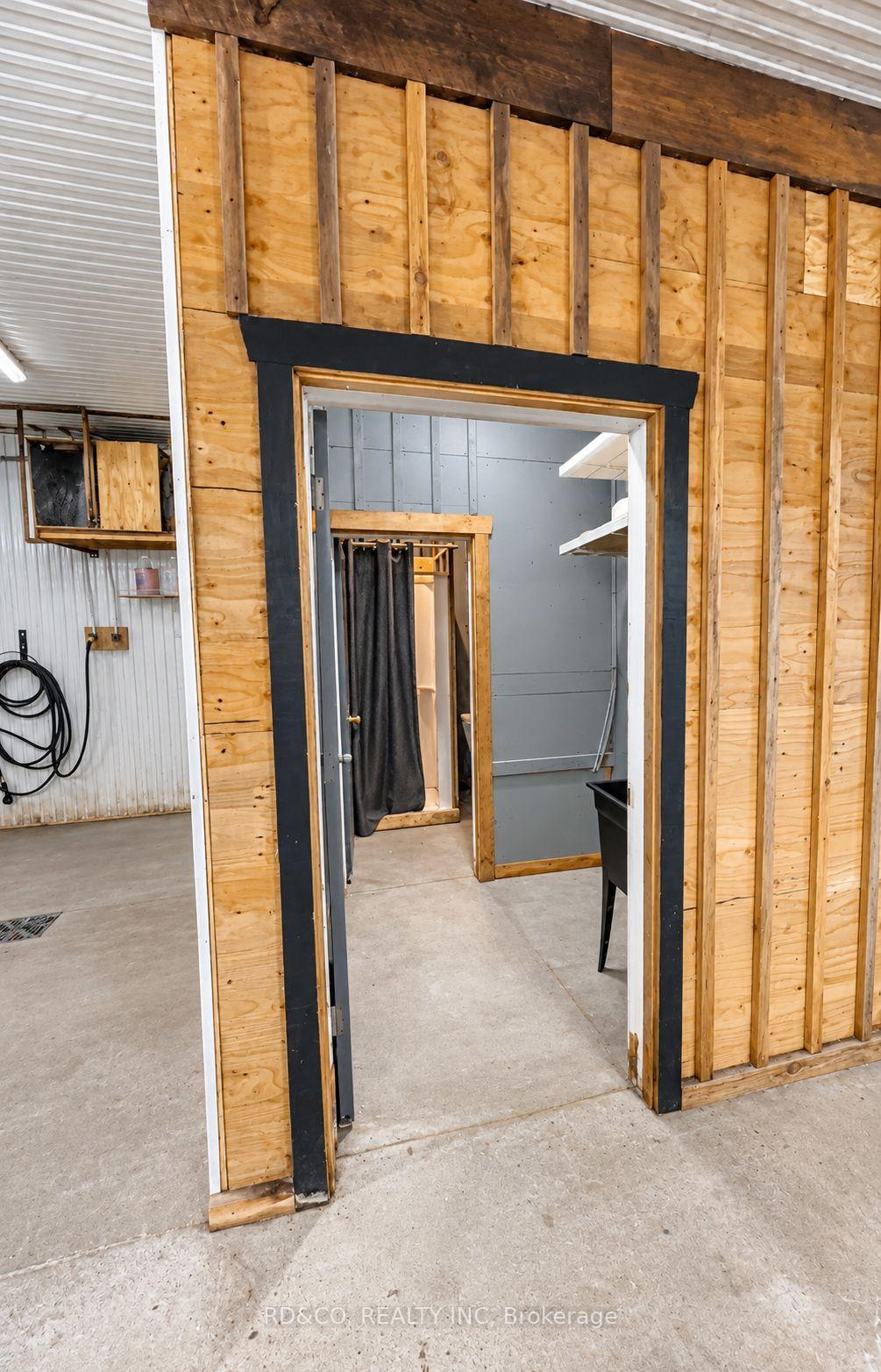 Photo 9 of Unit Farm, 9752 Enfield Road, Clarington, Rural Clarington — HOMEH