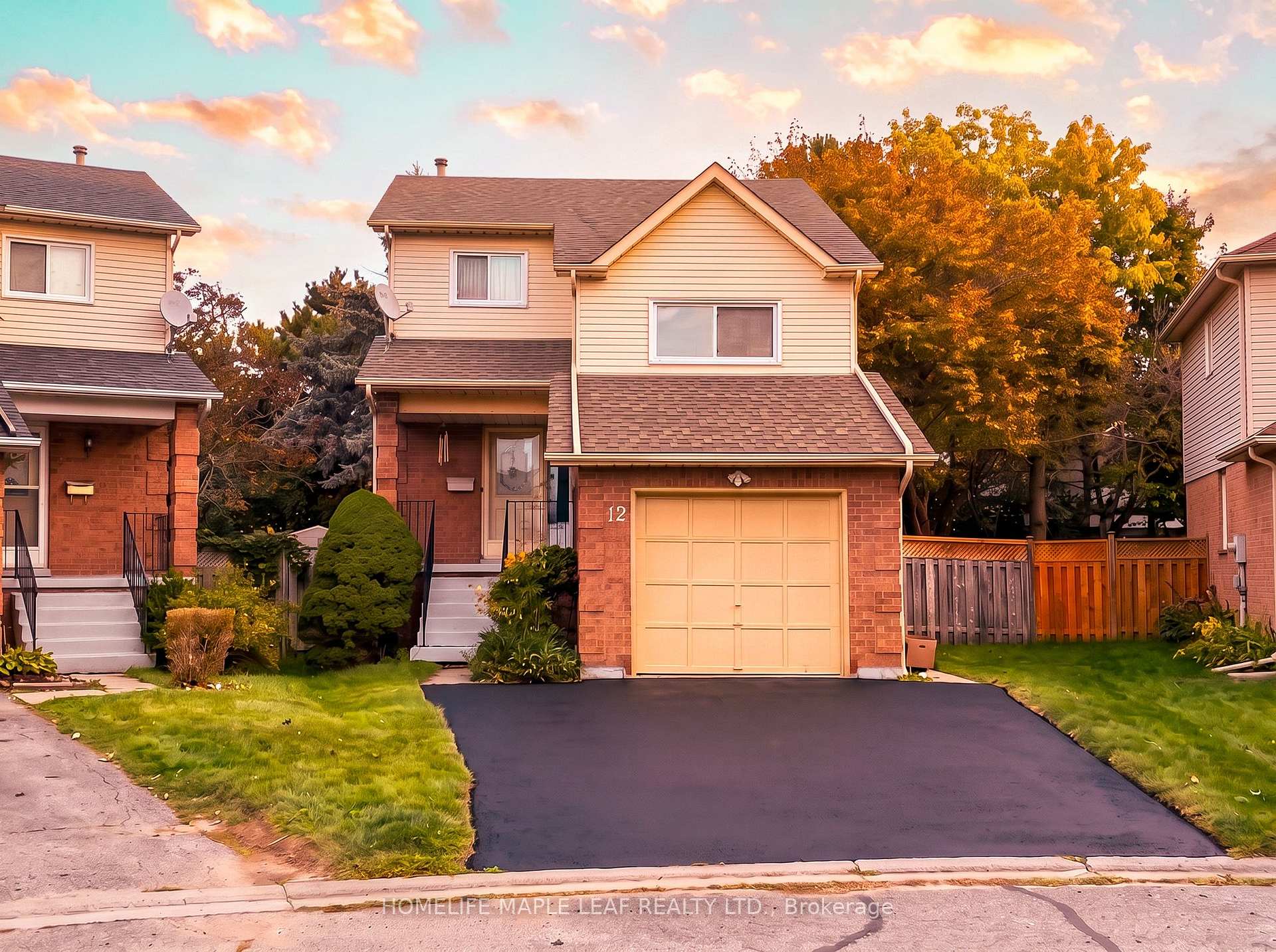 Photo 7 of 12 Giles Court, Whitby, Blue Grass Meadows — HOMEH