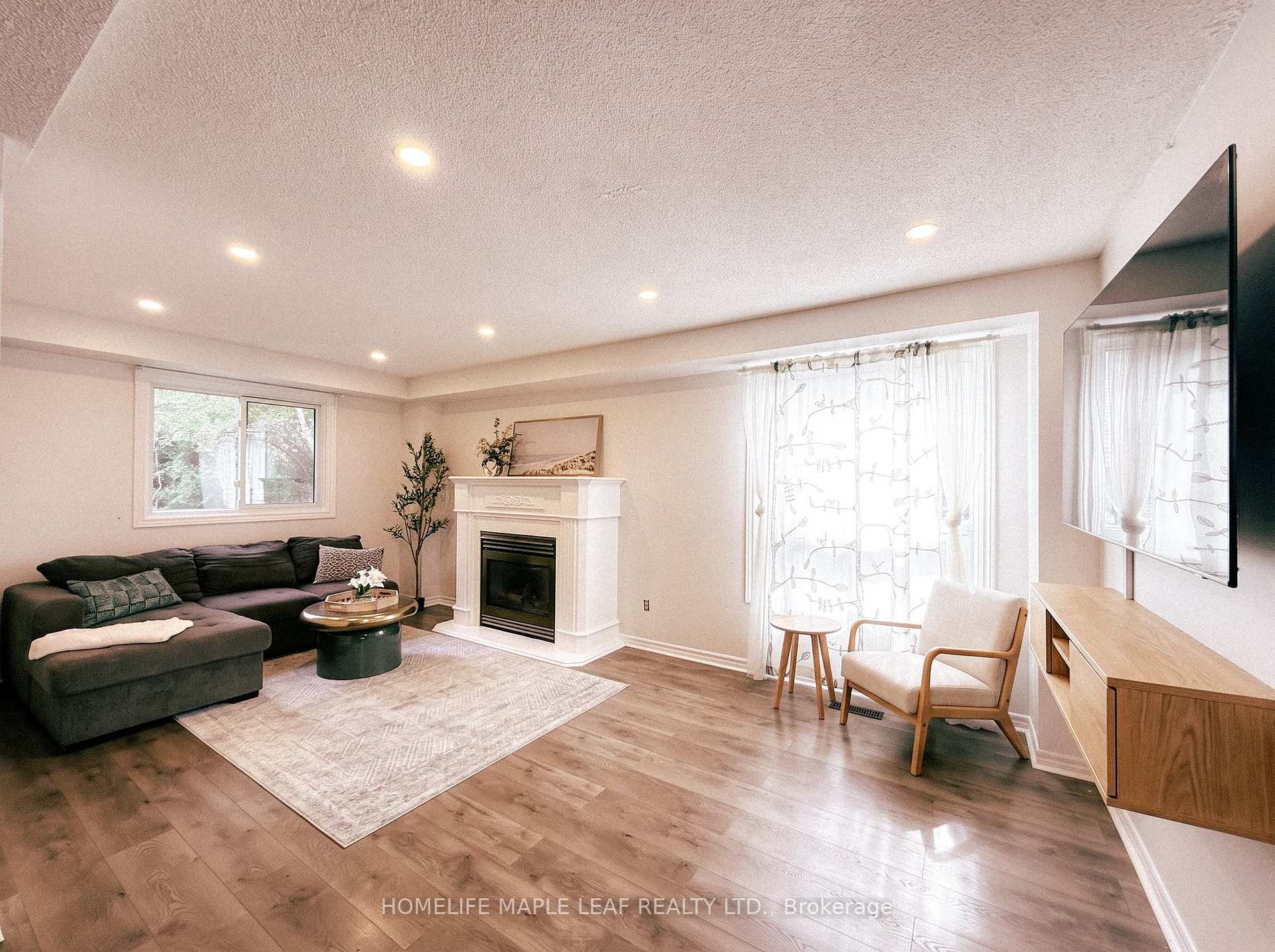 Photo 21 of 12 Giles Court, Whitby, Blue Grass Meadows — HOMEH