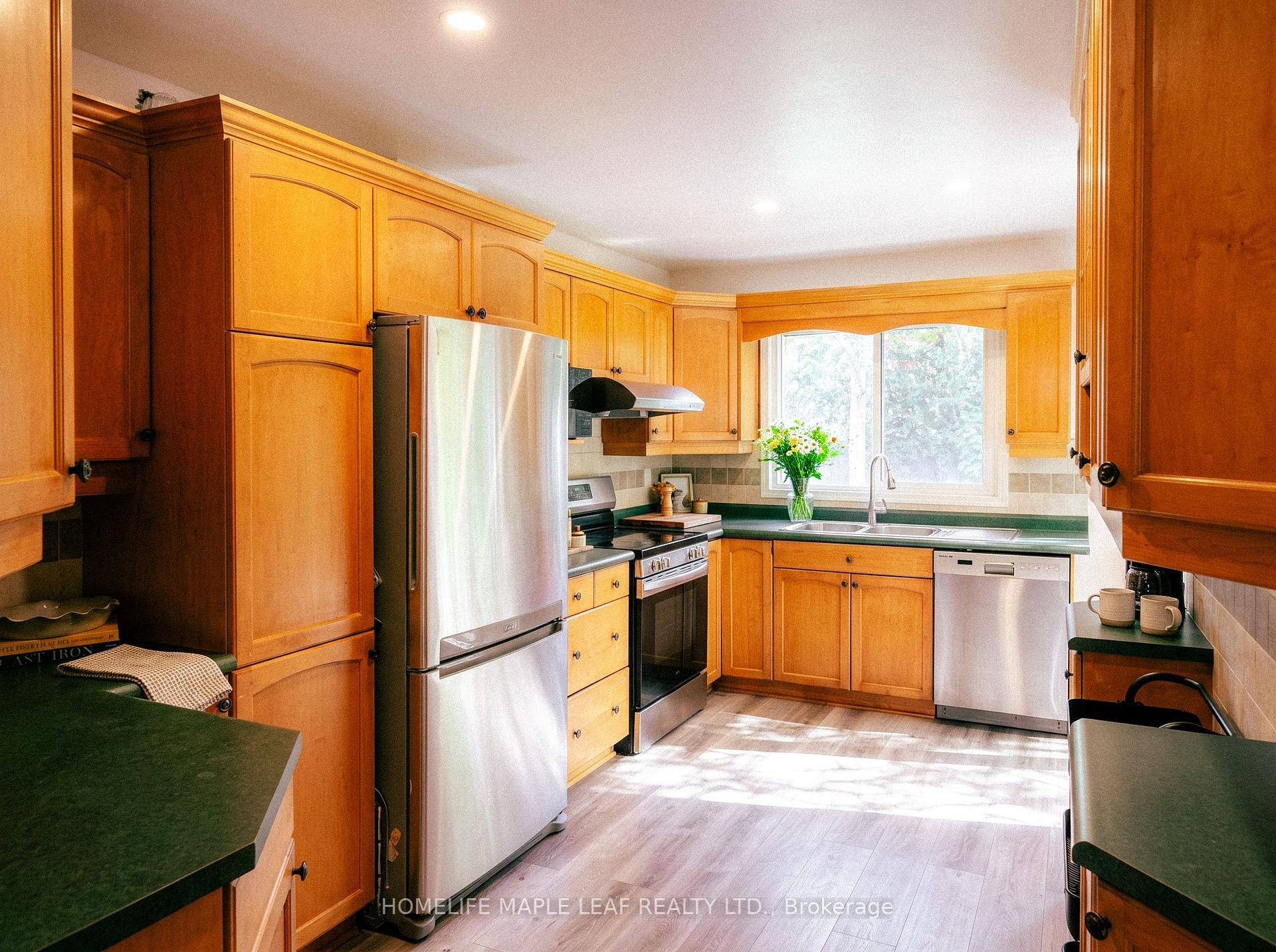 Photo 31 of 12 Giles Court, Whitby, Blue Grass Meadows — HOMEH