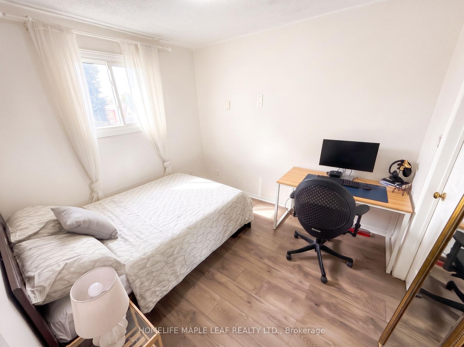 Photo 57 of 12 Giles Court, Whitby, Blue Grass Meadows — HOMEH